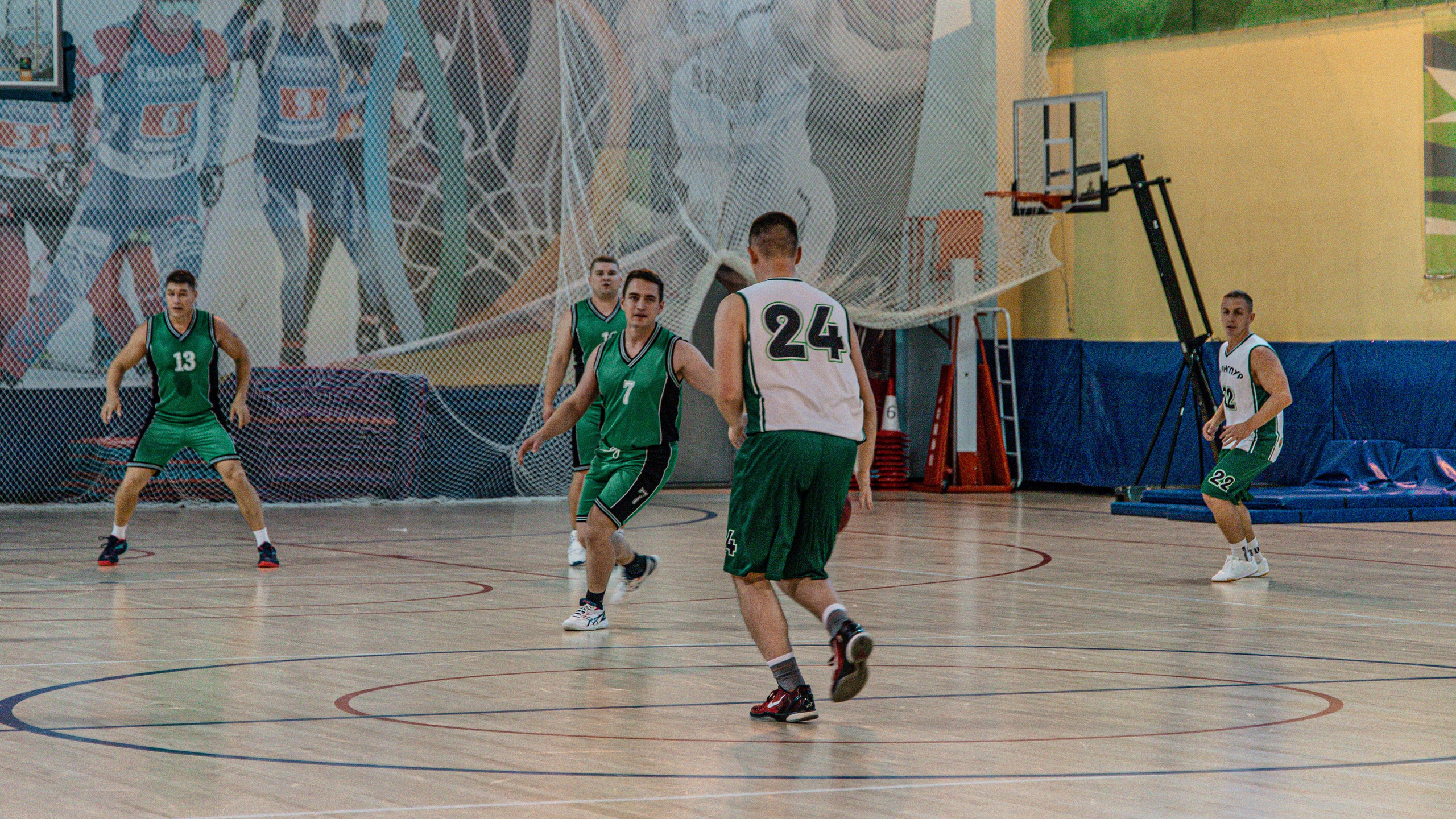 Соревнования по баскетболу в рамках городской спартакиады. Фотограф в Губкинском | Александра Артамонова