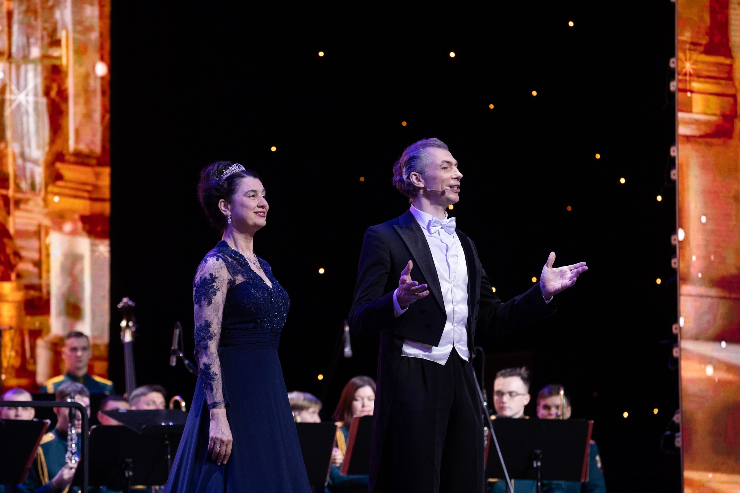 Кадетский бал. VICTOR SAPOZHNIKOV