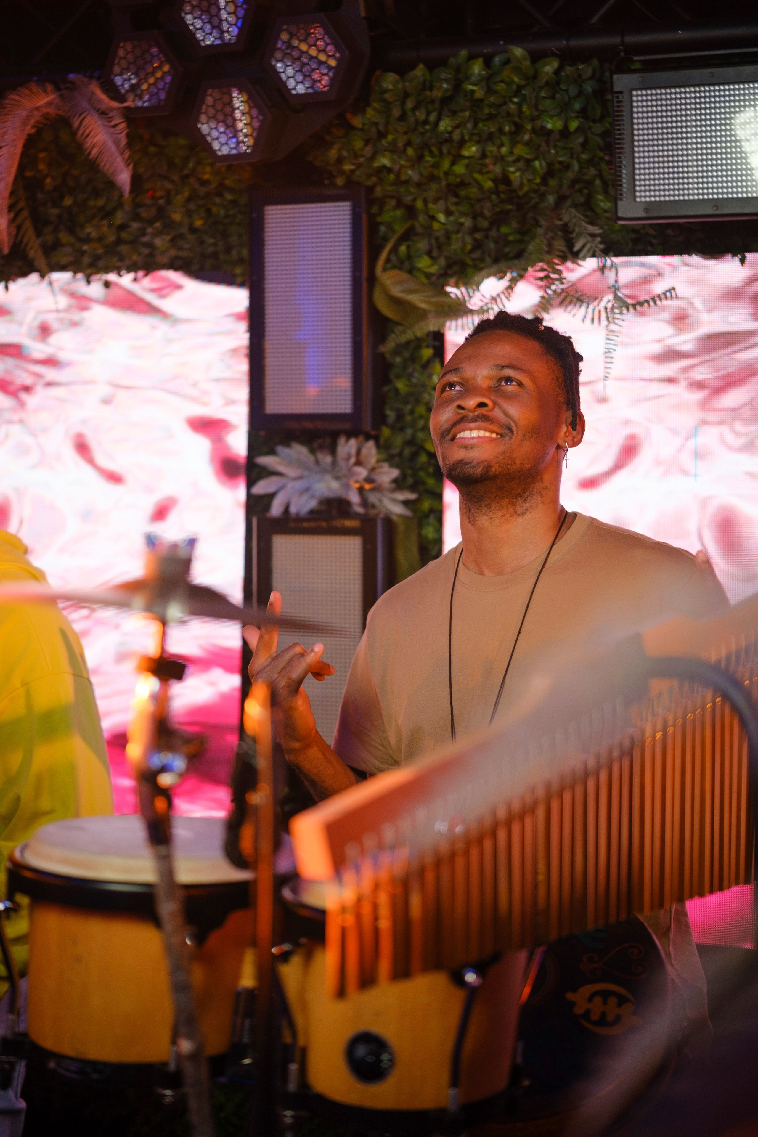 Embargo 2/03. Главная