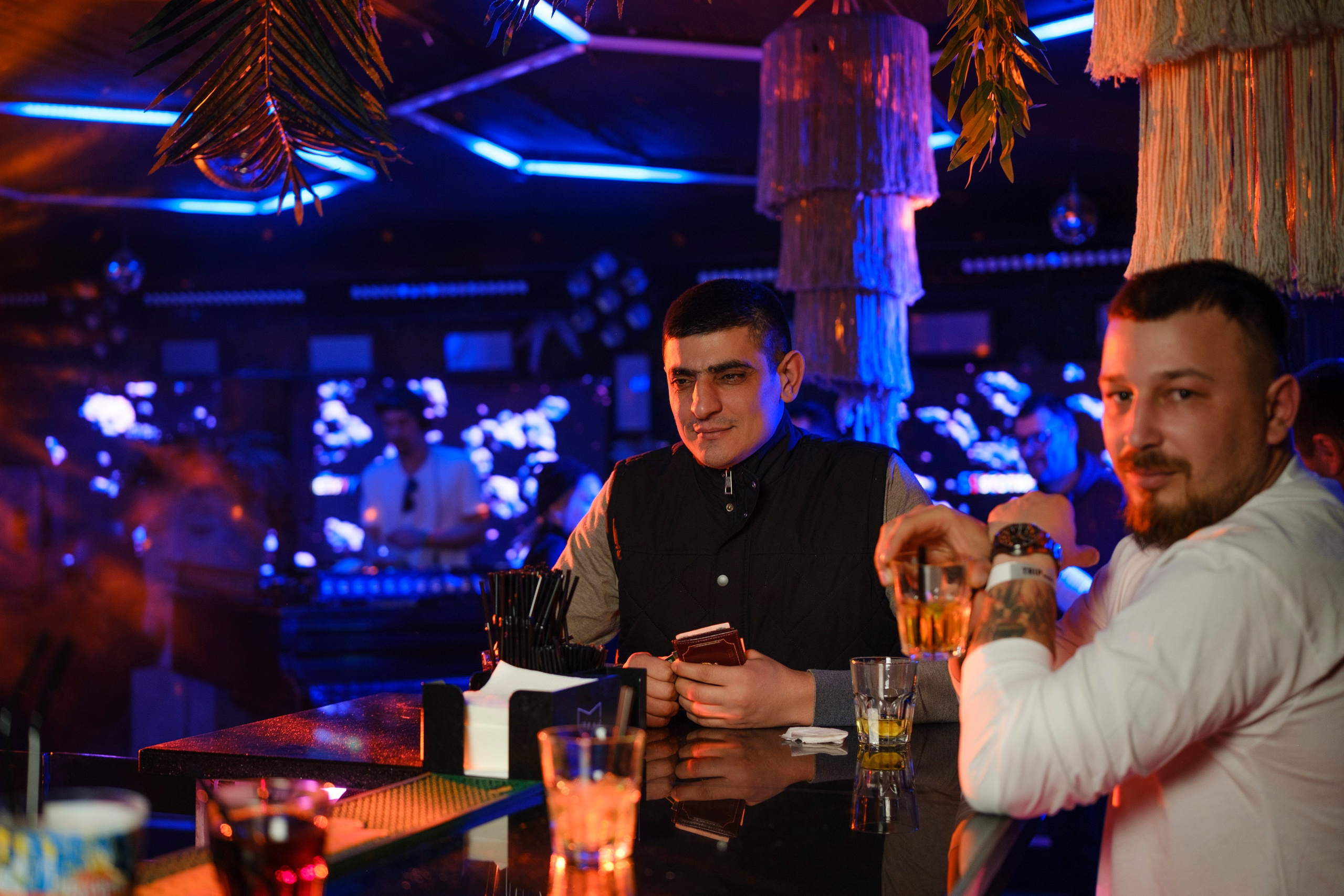 Embargo 2/03. Главная