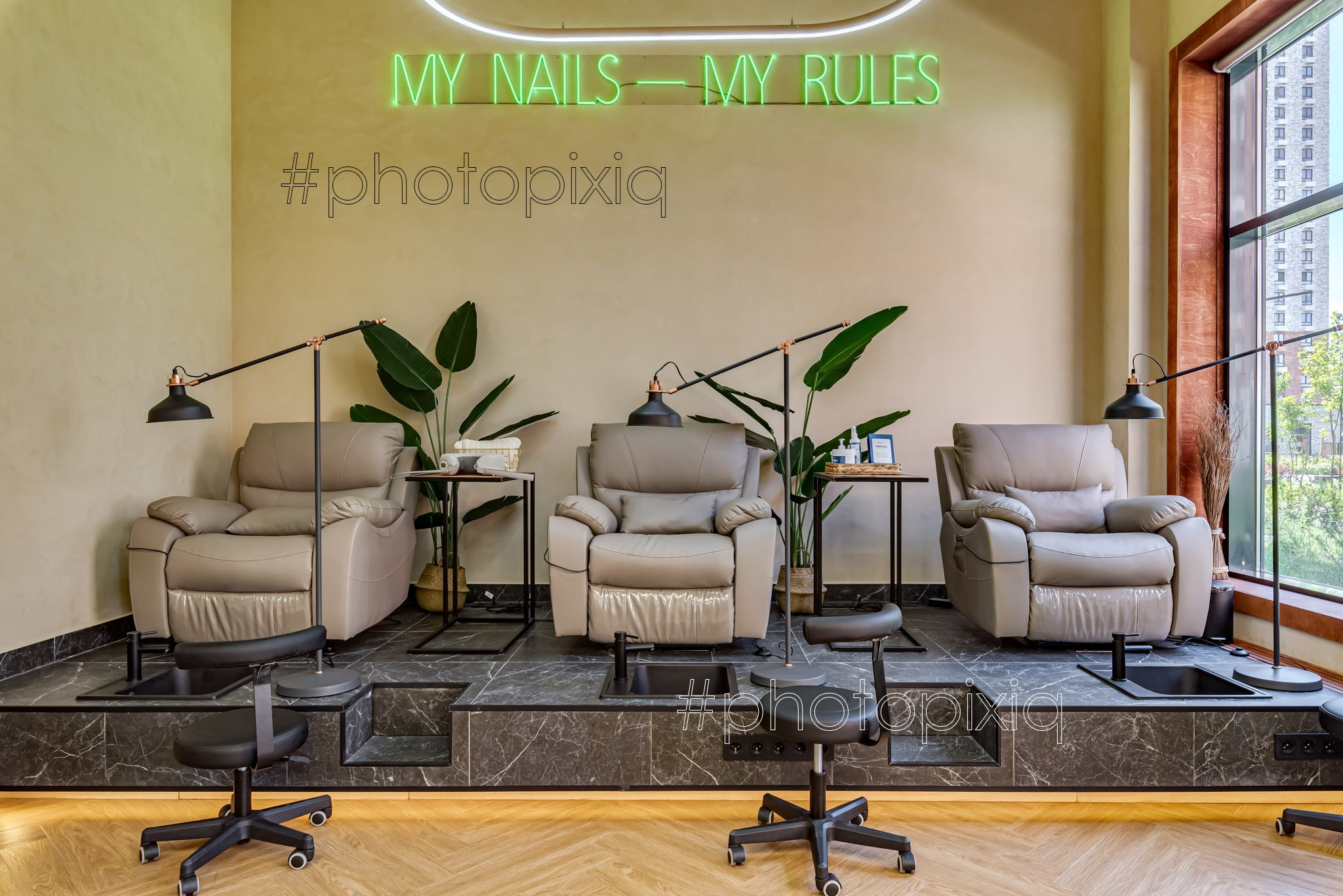 Интерьерная съёмка салона красоты SODA. Интерьерная съёмка и виртуальные туры — Интерьерный фотограф Кузнецов Сергей (photopixiq)