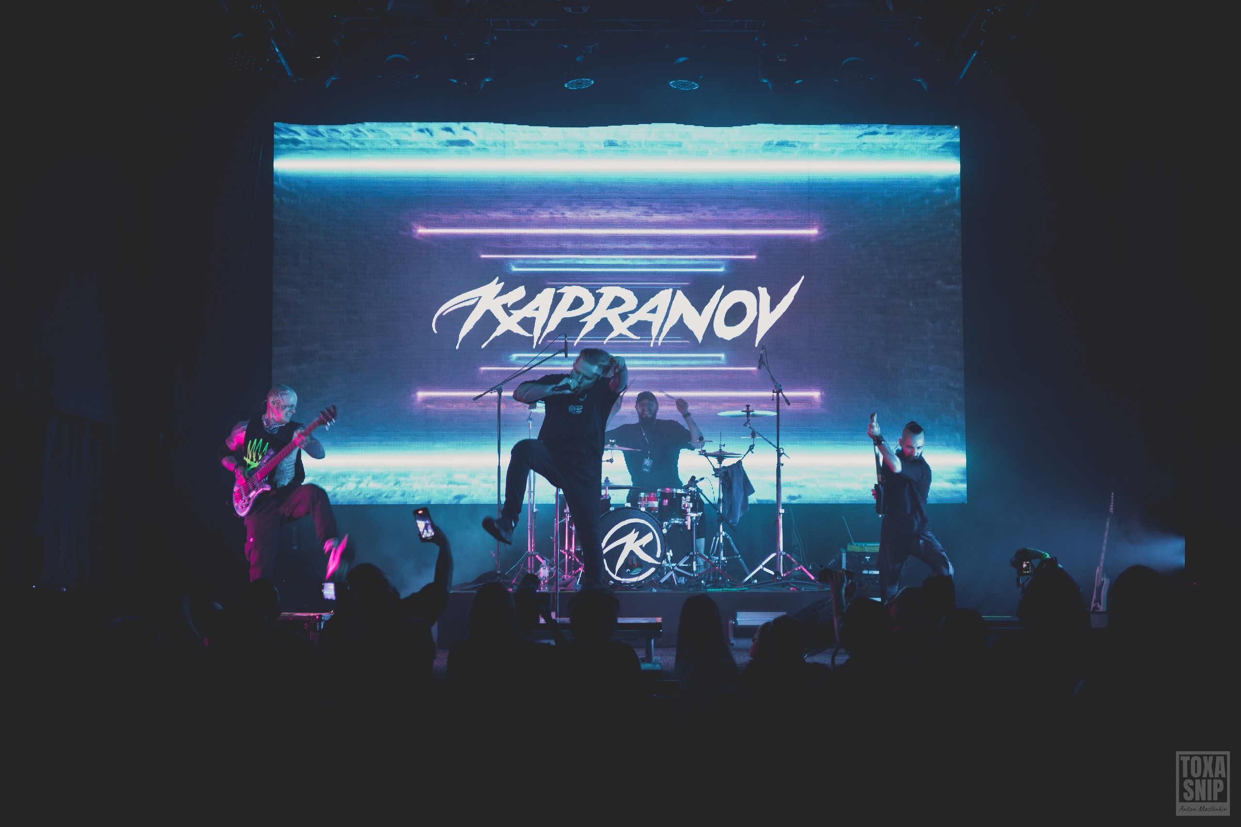 Концерт группы KAPRANOV в Москве (04.04.2025). Toxasnip Photo | Anton Maslenkin