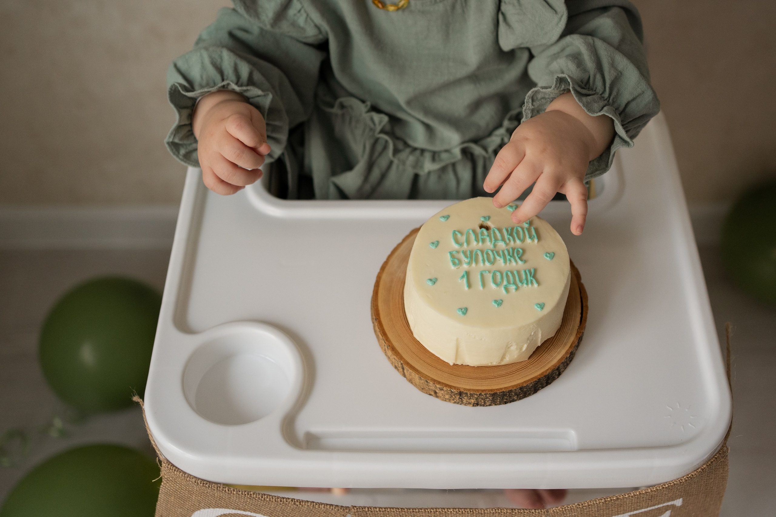 Домашняя фотосессия. Годик Еве. Фотограф грудного вскармливания в Москве Екатерина
