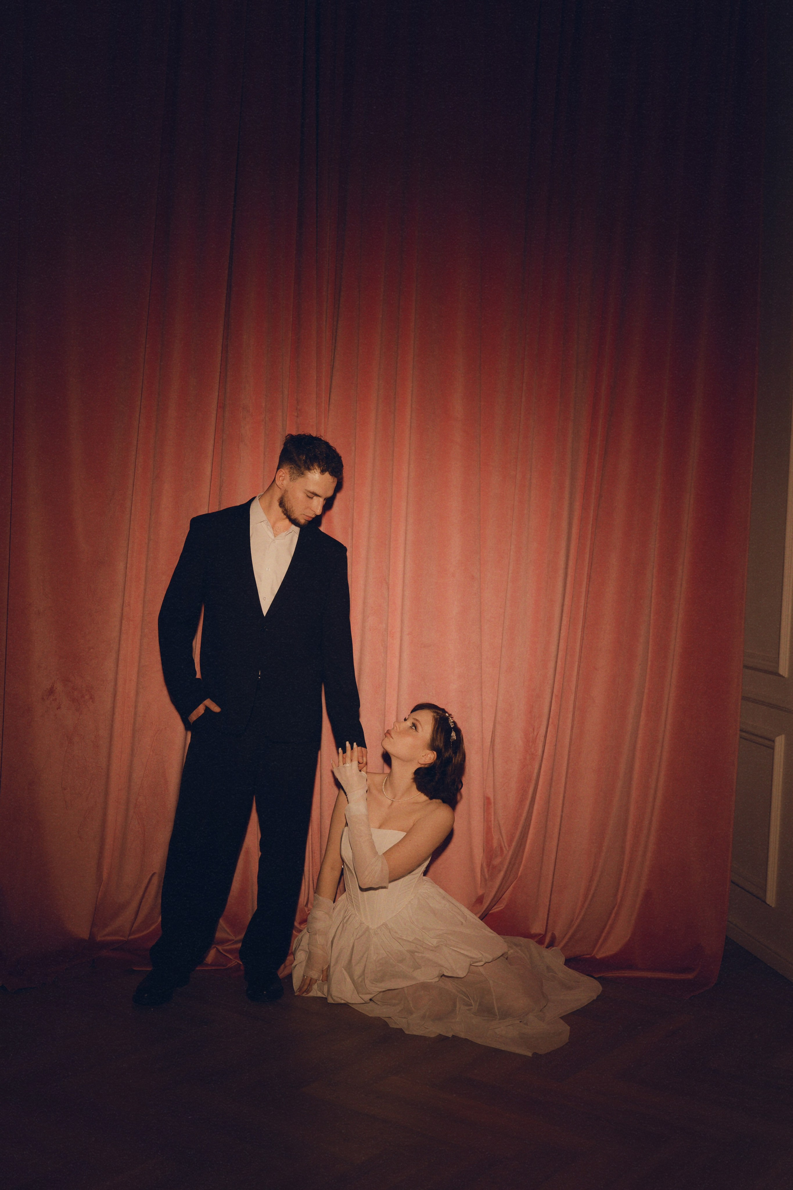 Предсвадебная съемка в студии. Фотограф Элина Муратова