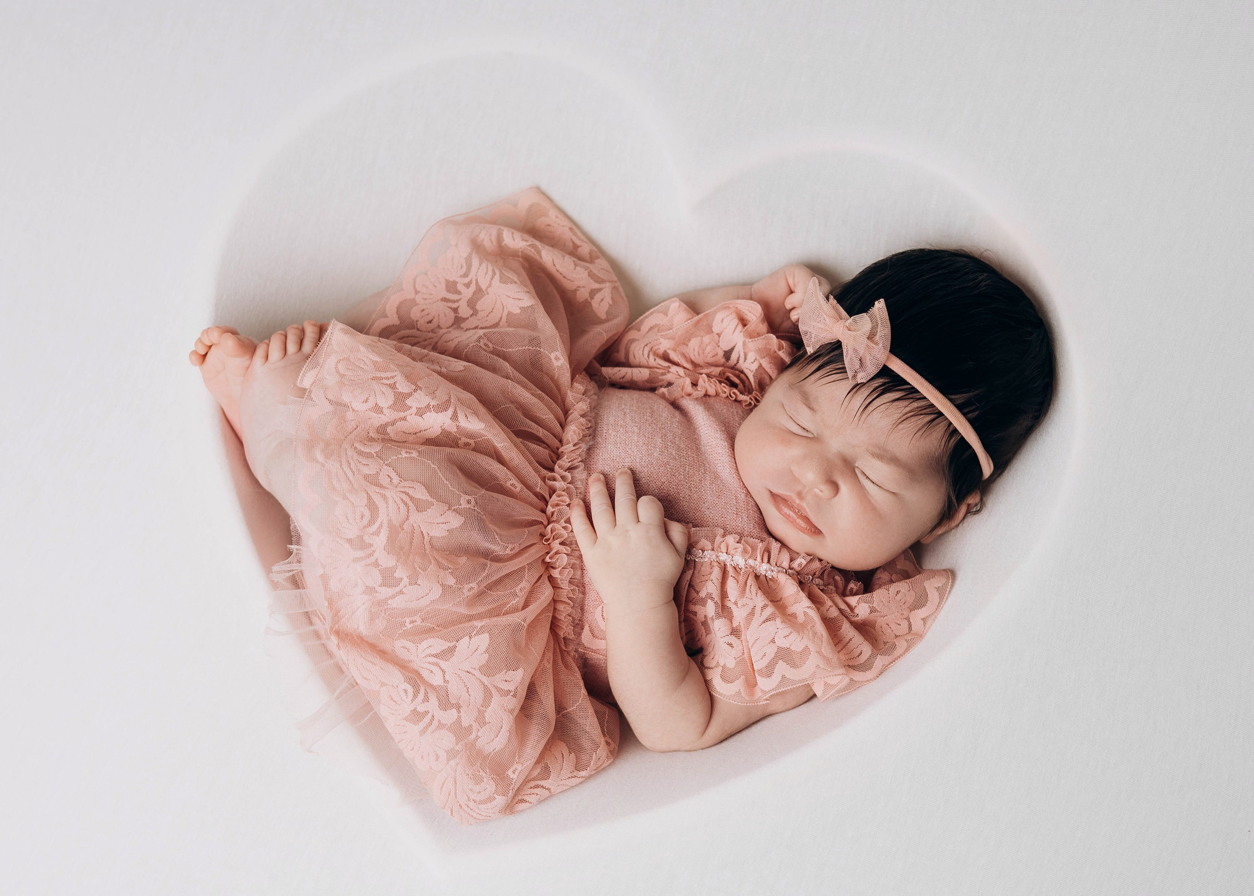 НОВОРОЖДЕННЫЕ МАЛЫШИ. Фотосессия новорожденных в Москве и Московской области