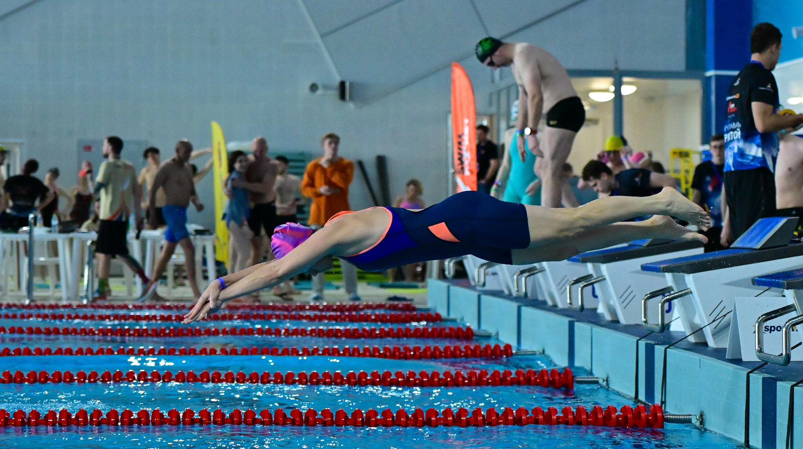 Swim rocket Бассейн ЗИЛ Москва 15.04.2026. Фотограф Михаил Гуменный