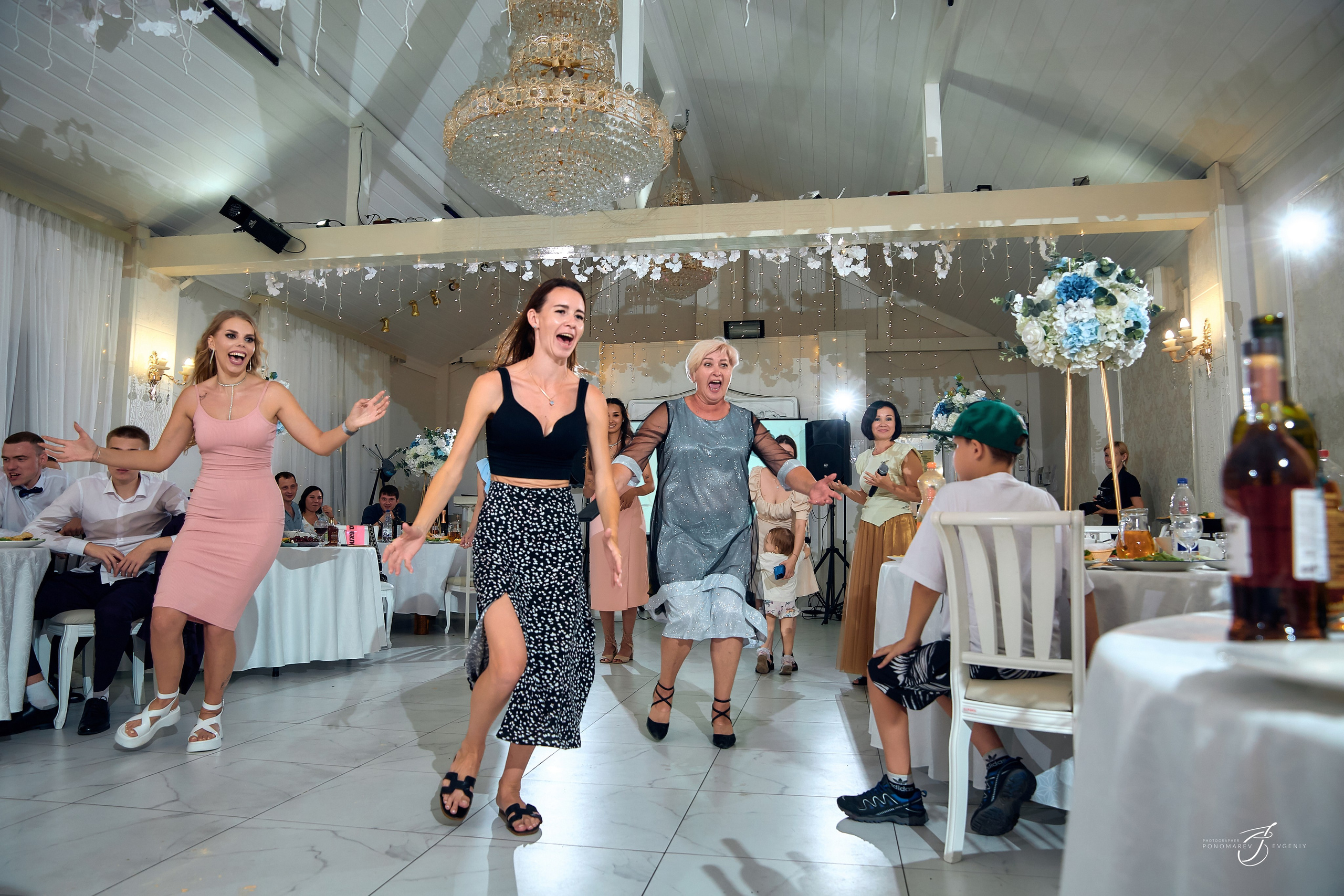 Свадебная фотосессия. Свадебный фотограф в Тольятти Жигулевске и Самаре Пономарев Евгений