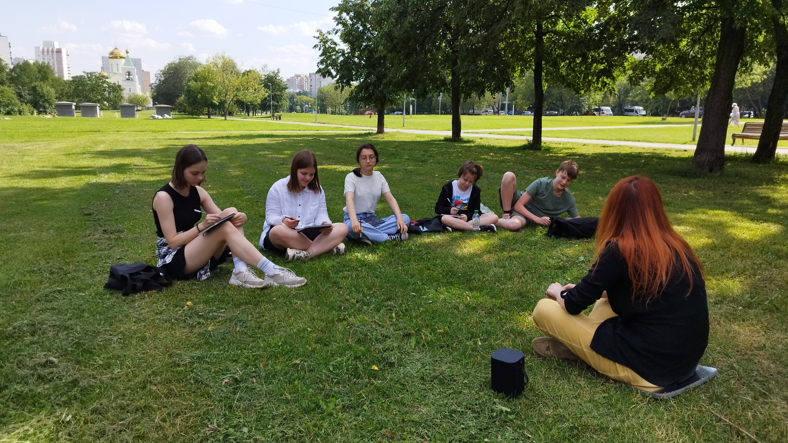 Яркие впечатления и новые знания в летнем арт лагере