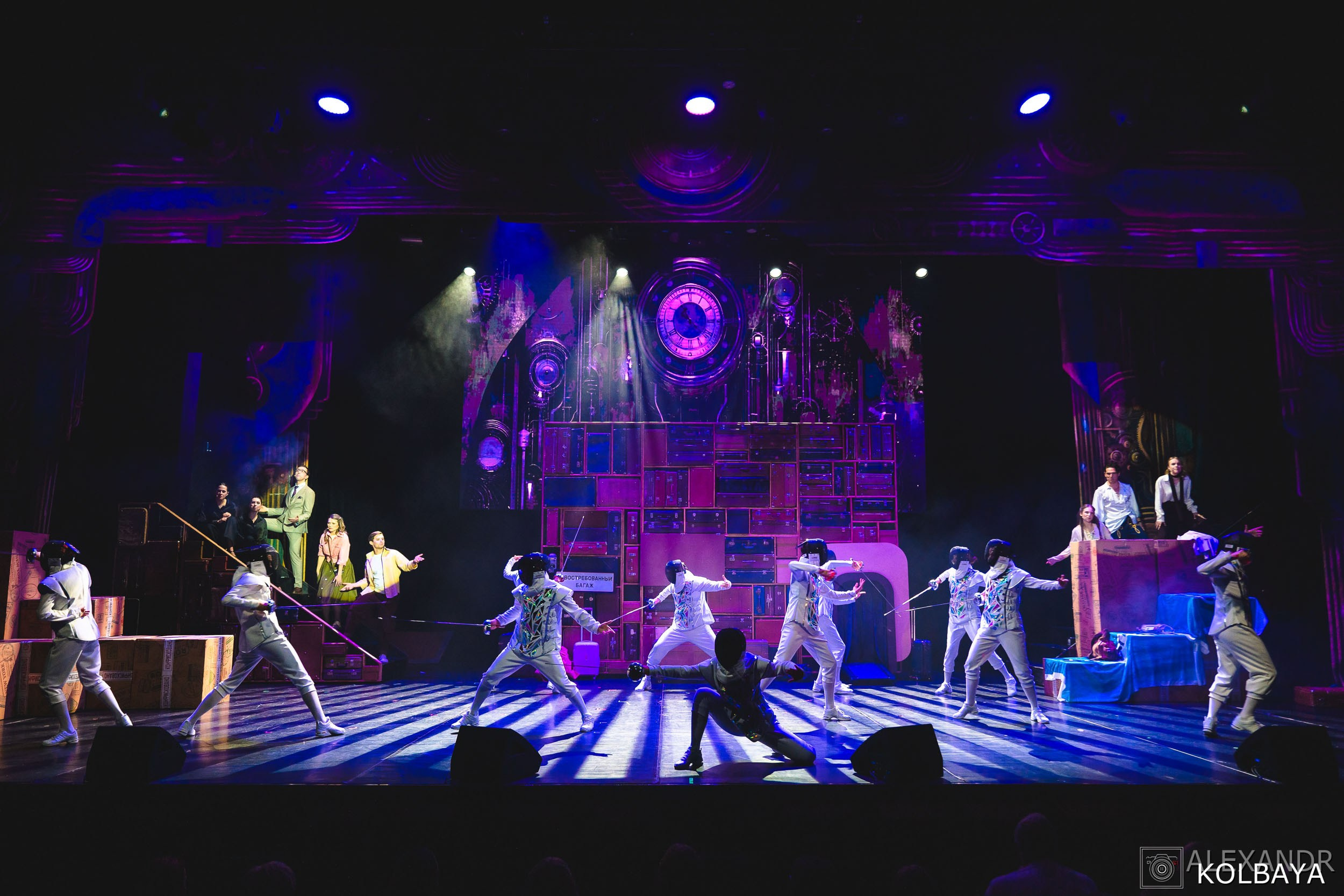 Фотографии со спектакля Блэкаут 18 октября 2025 года. Концертный и театральный репортажный фотограф в Москве Александр Колбая