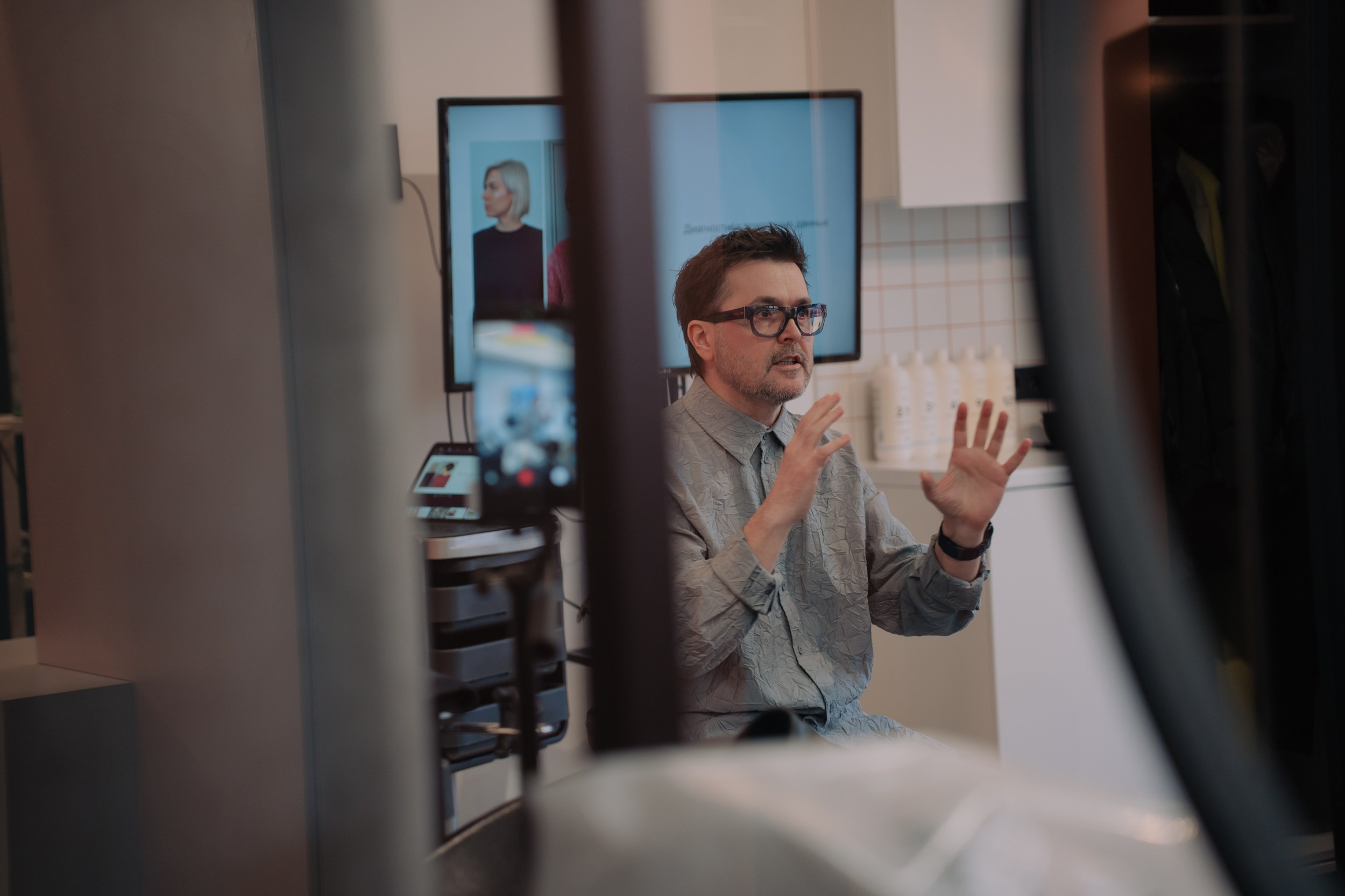 Мастер класс по стрижкам от Олега Курникова. Портретный и репортажный фотограф в Санкт-Петербурге Максим Пашков