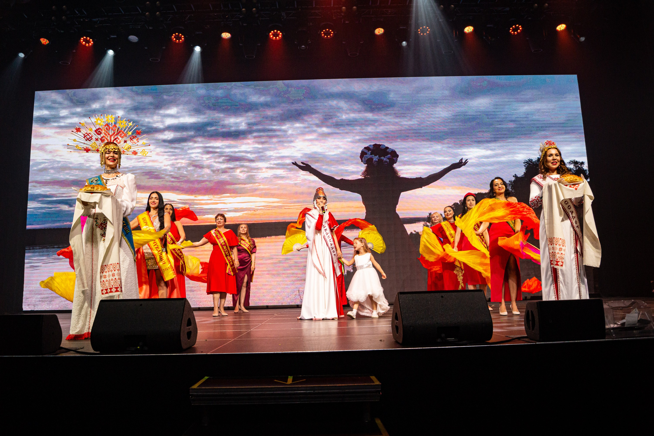 Финал конкурса «Миссис Нижний Новгород». Разноплановый фотограф в Москве