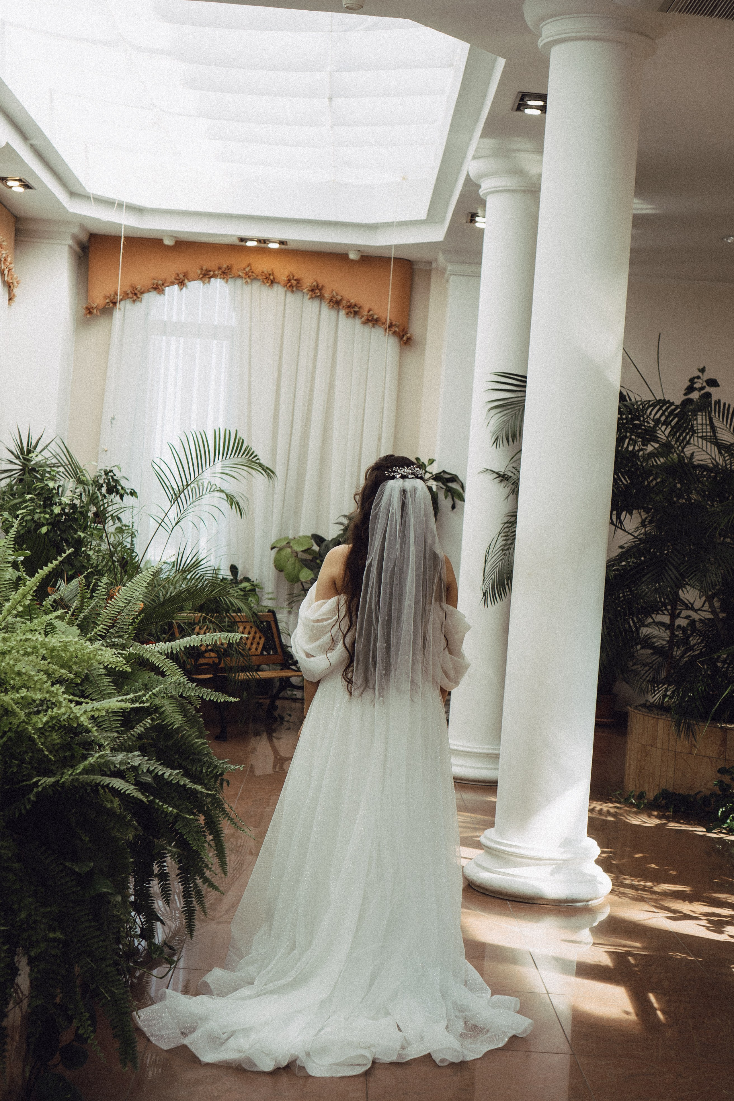 СВАДЕБНАЯ СЬЕМК В ПАРКЕ 300-ЛЕТИЯ. Профессиональный фотограф, Санкт-Петербург — Виктория Богомолова