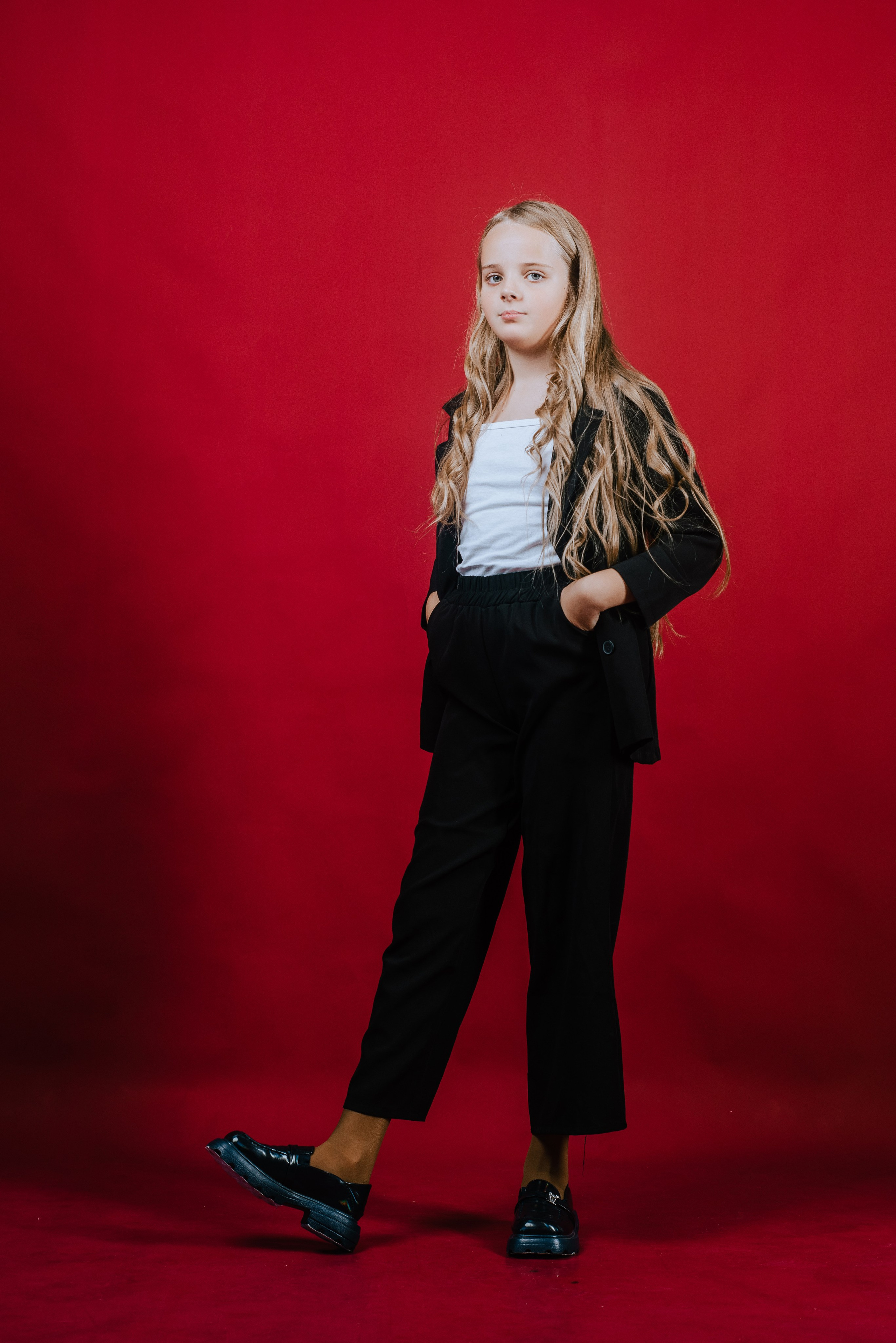 4Б — школа № 1. Фотограф Ярмишко Дарья. Выпускные фотокниги