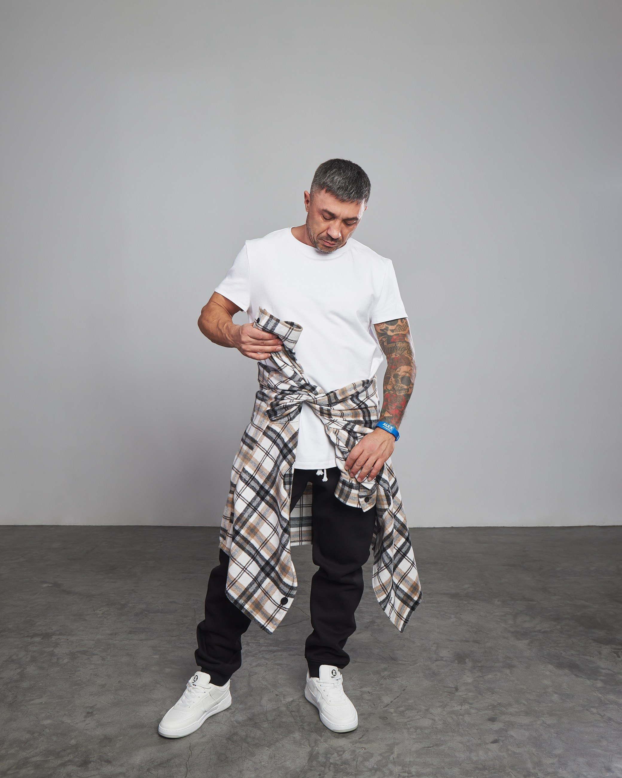 Фотосъемка для бренда одежды — предметная съемка | Михаил Фартушный