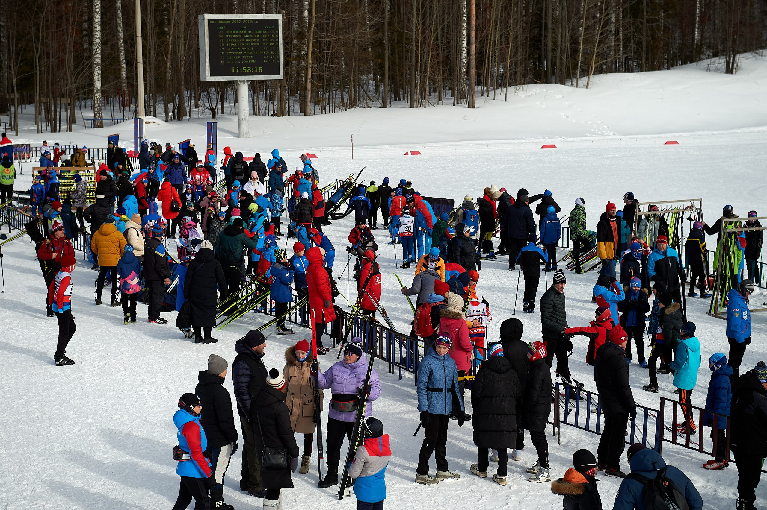 Всероссийские соревнования по лыжным гонкам «Пионерская правда». Ижевс. Спортивный репортажный фотограф в Ижевске Сергей Мерзляков