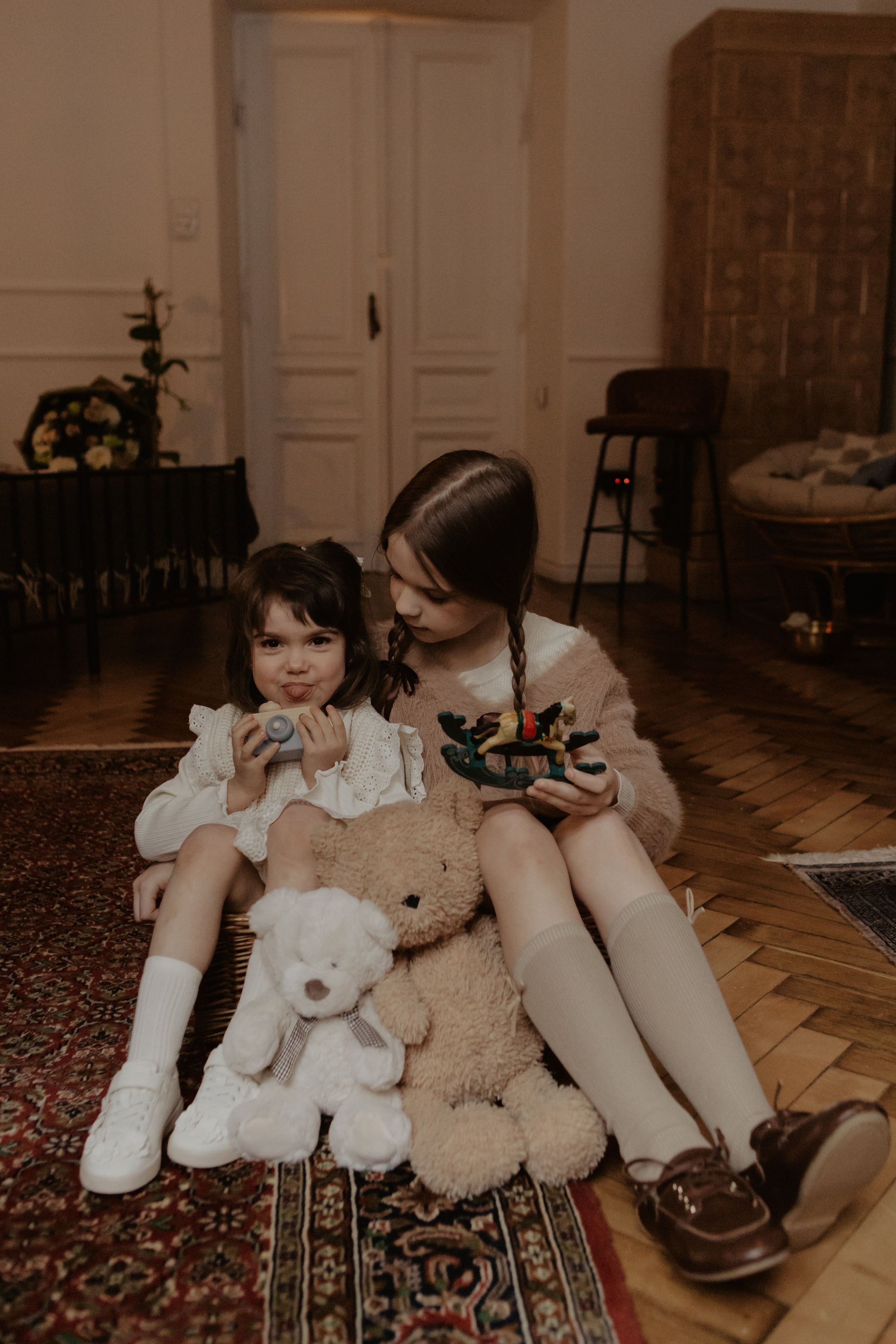 Сестры Миша и Маша. Фотограф в Кракове Надежда Харитоненко