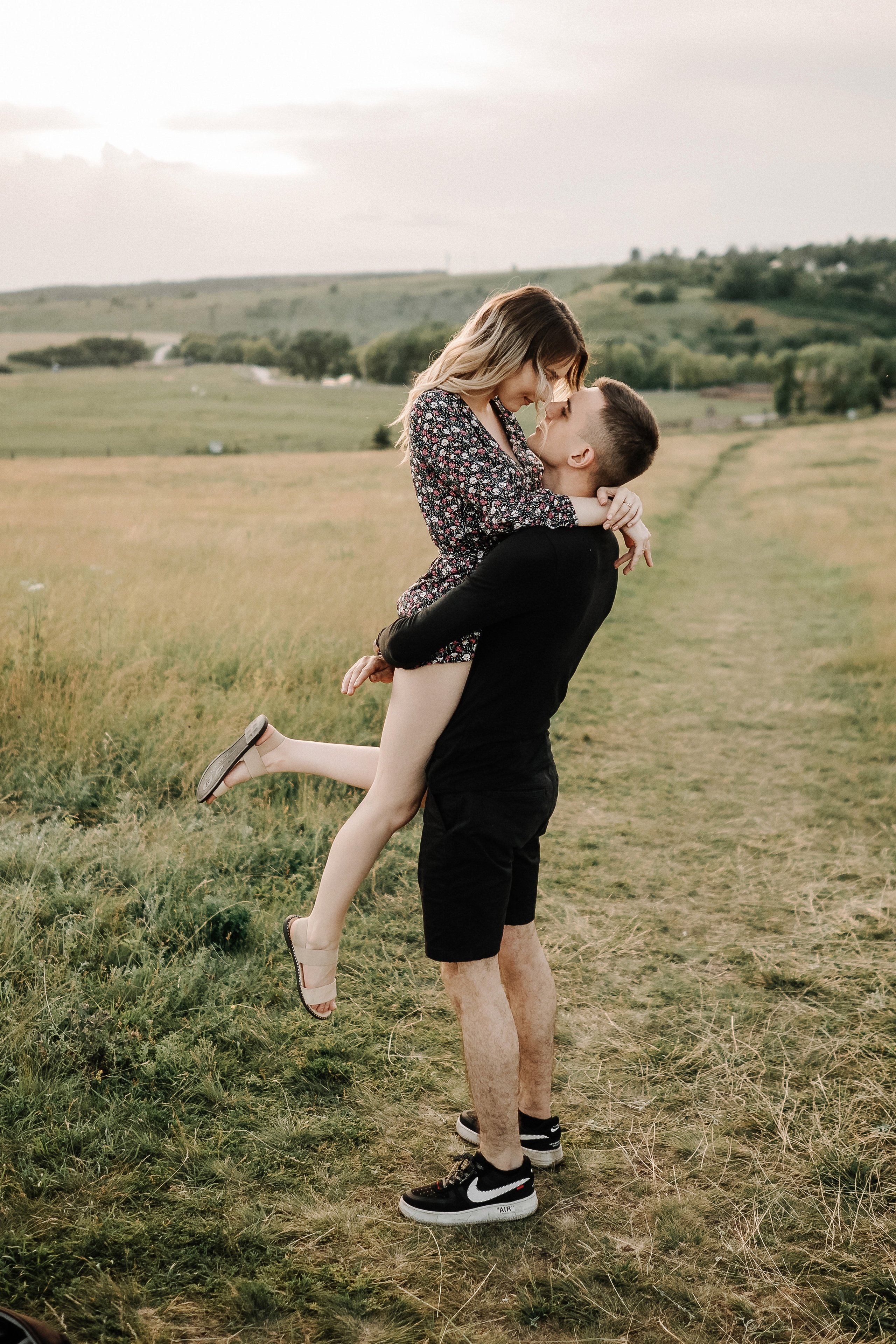 Юля и Макс на Кудыкиной горе. Свадебный и портретный фотограф в Липецке Юлия Свит