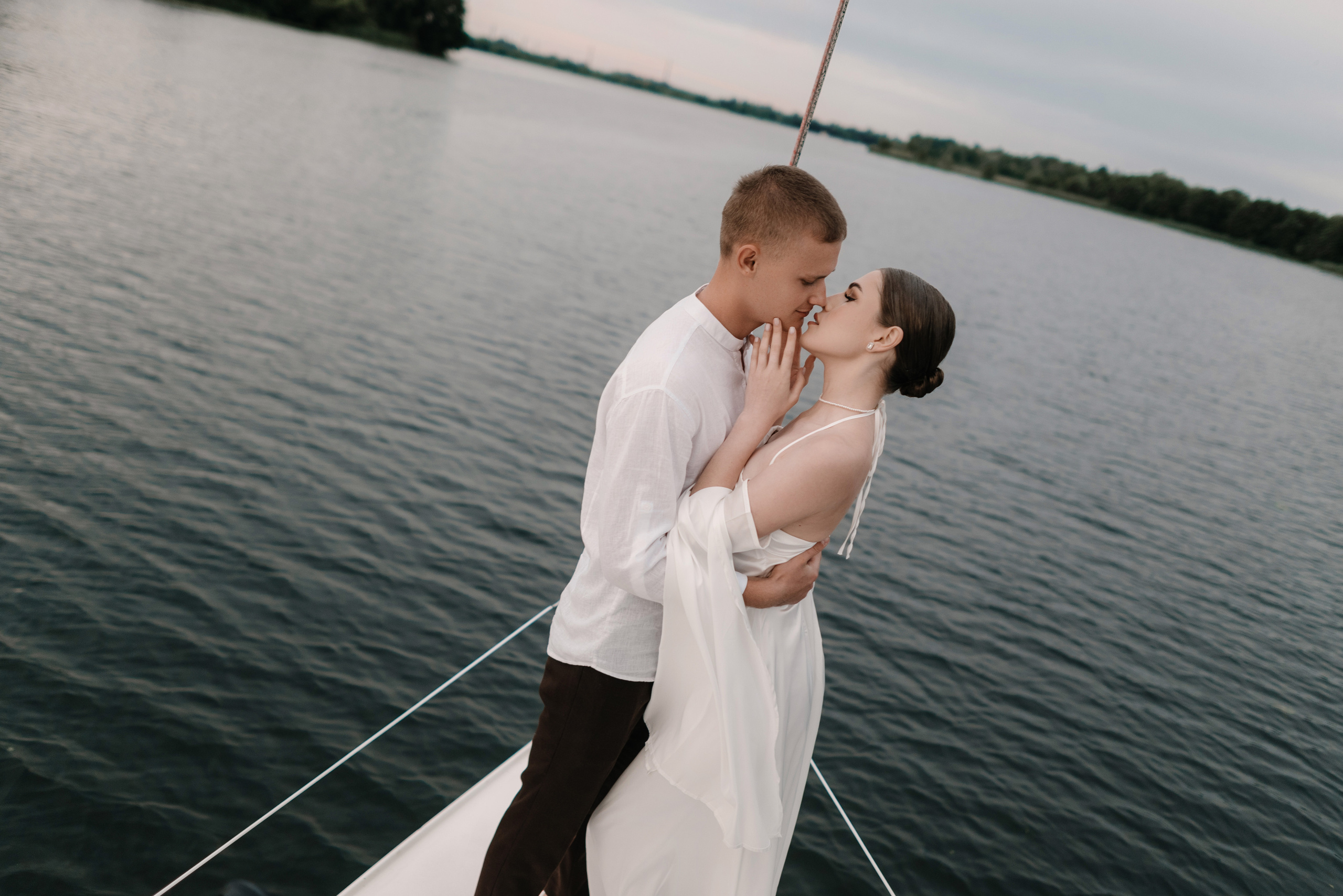 Маша и Дима на яхте. Свадебный и портретный фотограф в Липецке Юлия Свит
