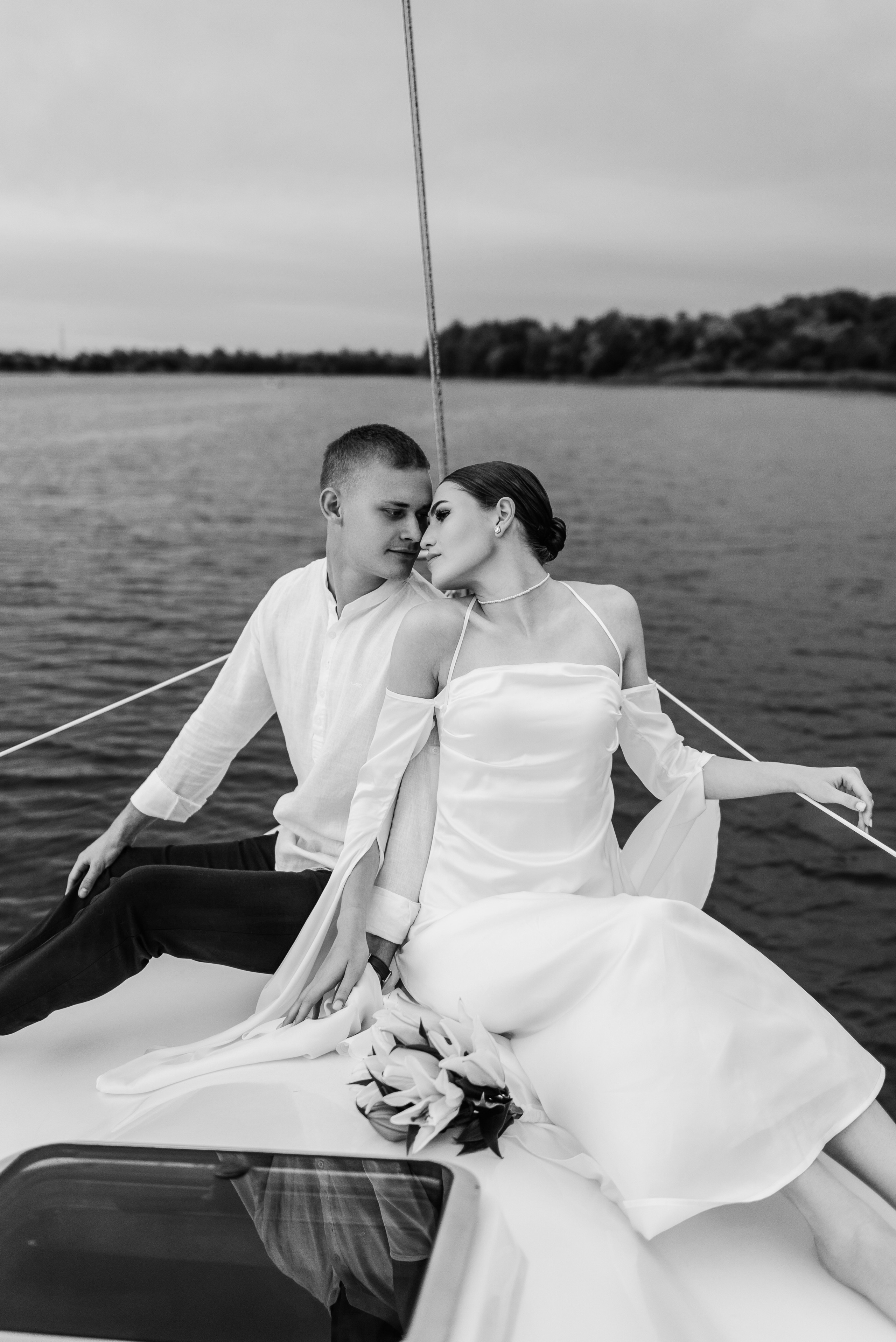 Маша и Дима на яхте. Свадебный и портретный фотограф в Липецке Юлия Свит