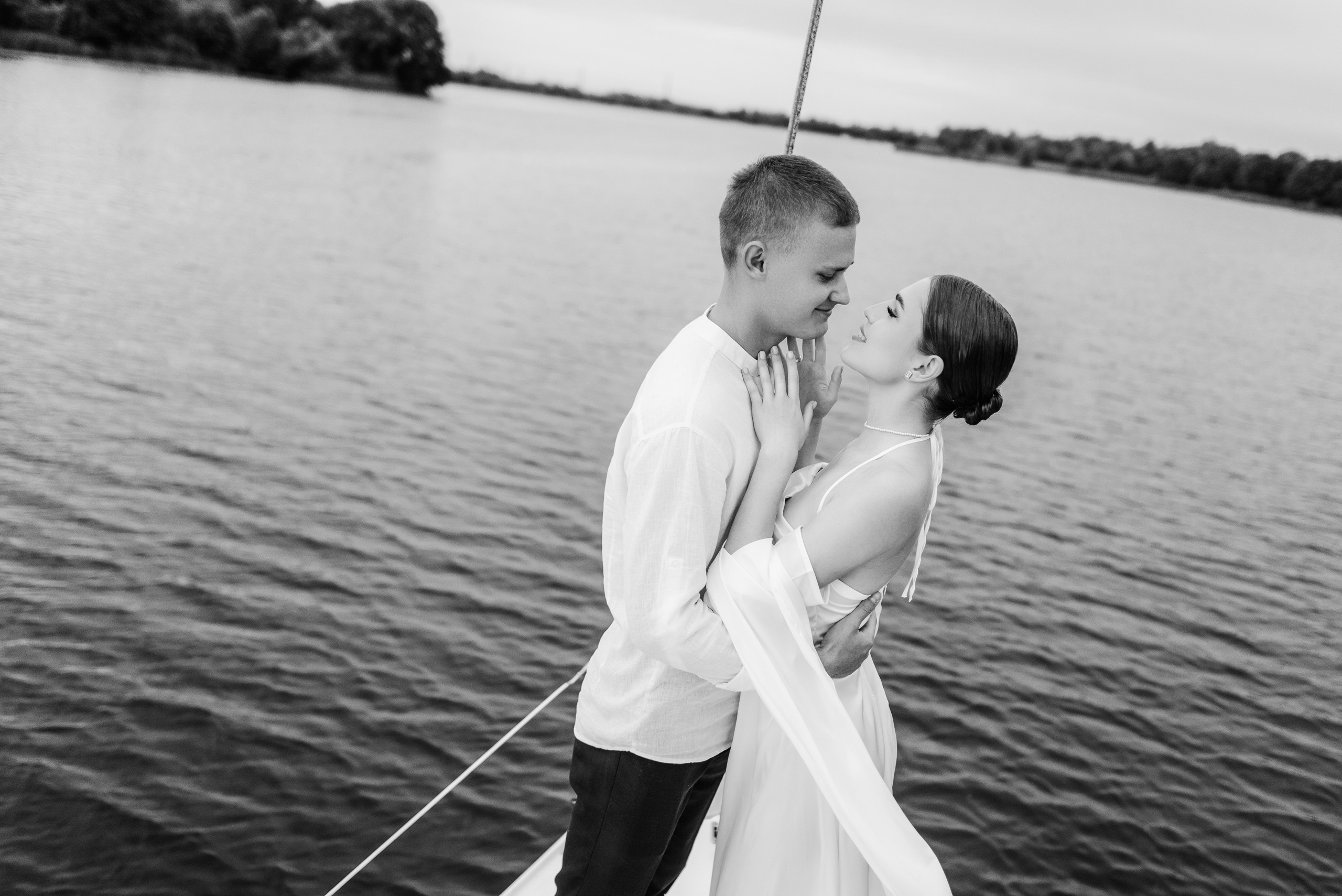 Маша и Дима на яхте. Свадебный и портретный фотограф в Липецке Юлия Свит