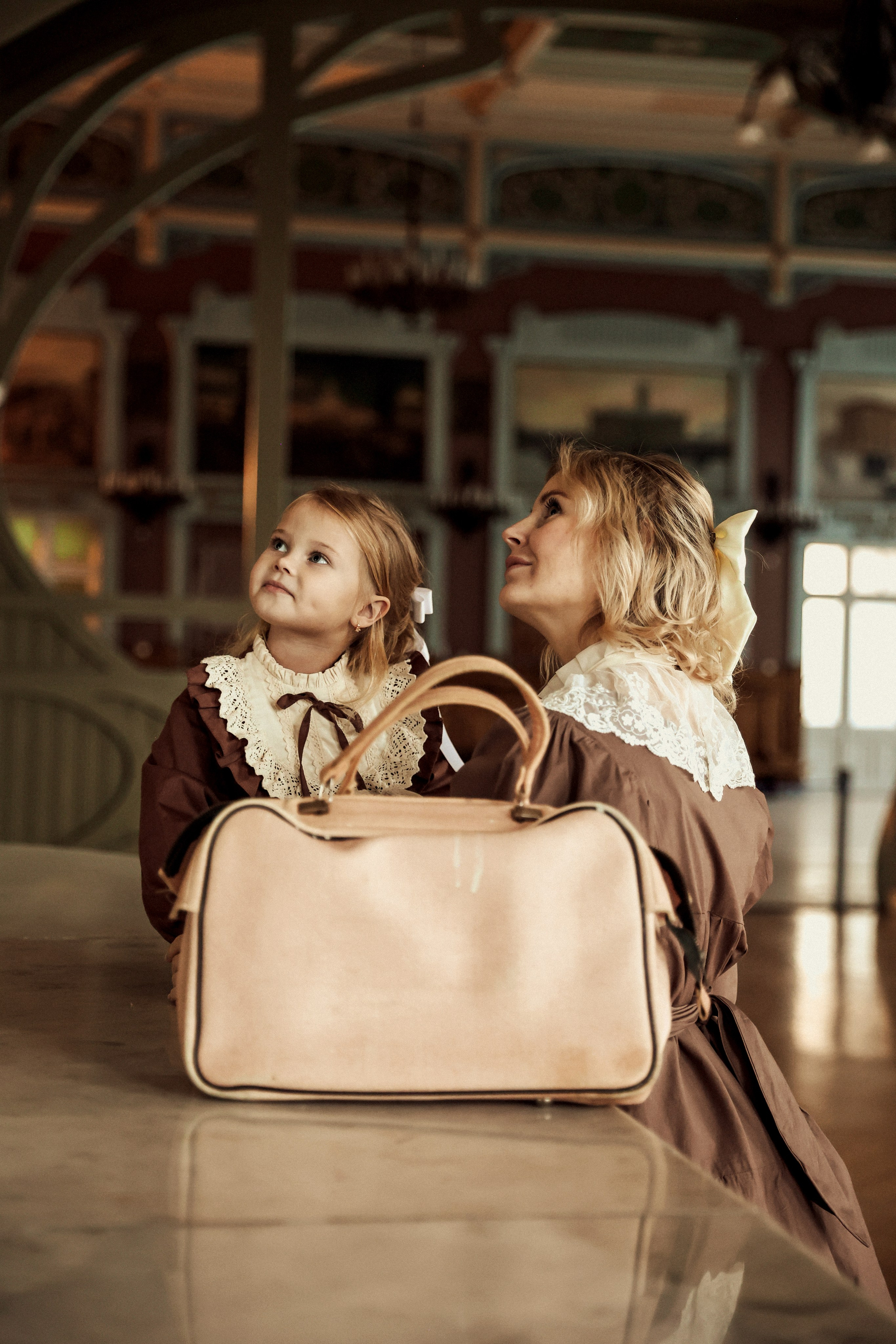 Ретро съемка на Витебском вокзале. Фотограф — Татьяна Кириллова, г. Санкт-Петербург