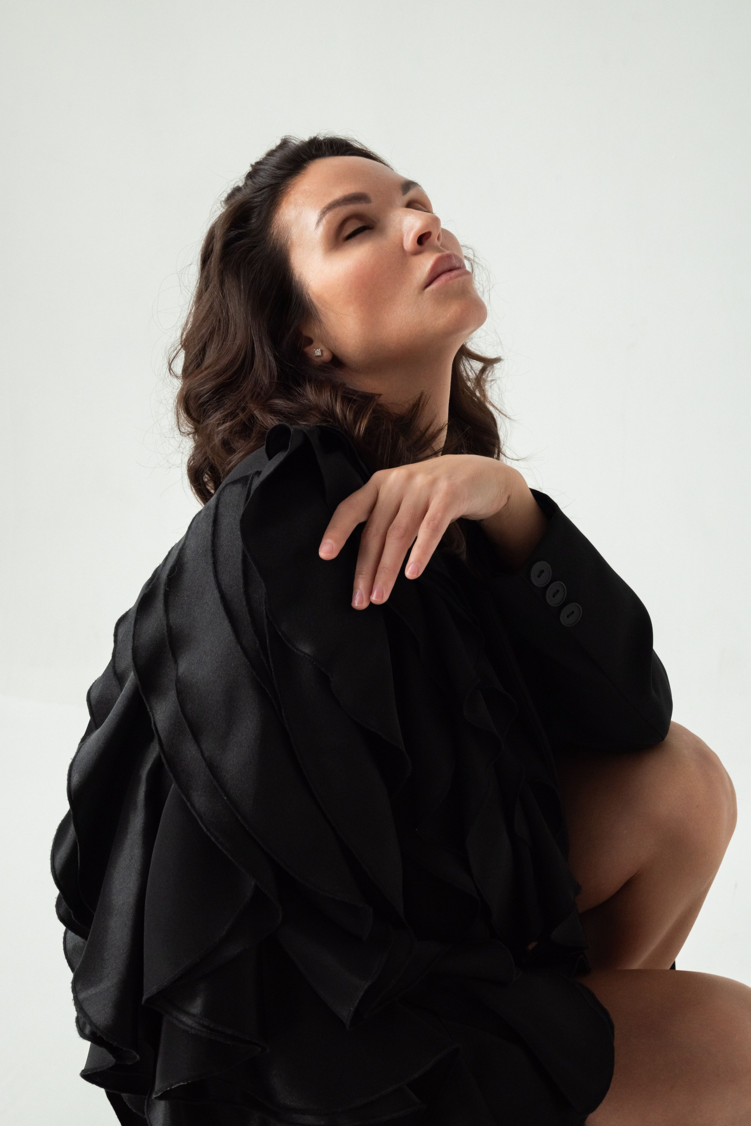 Виктория персональная студийная фотосъёмка. Профессиональный фотограф в Твери Иванова Юлия