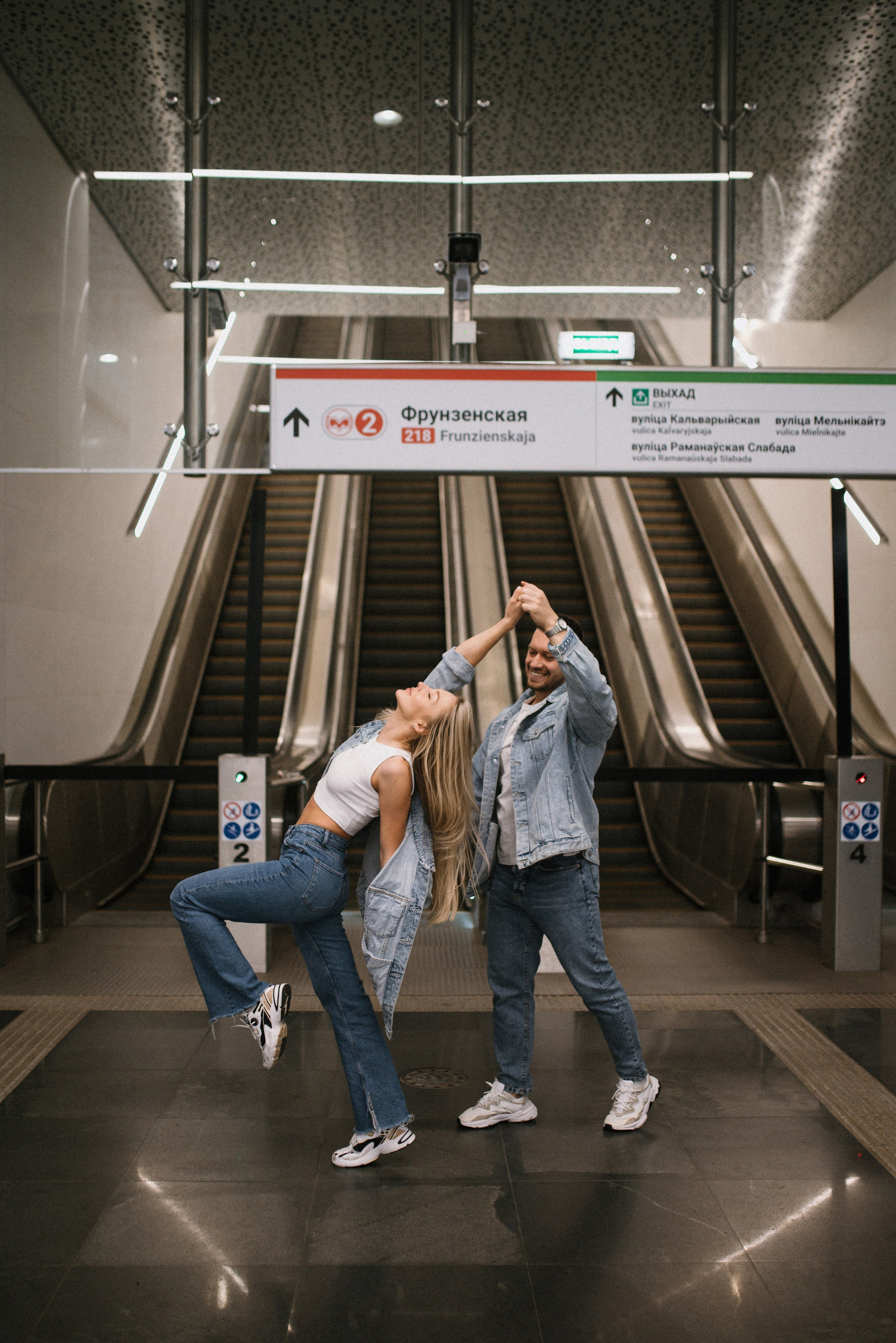 Пройдусь мурашками прямо по нам…. Свадебный фотограф в Минске и Санкт-Петербурге Вероника Аксенова
