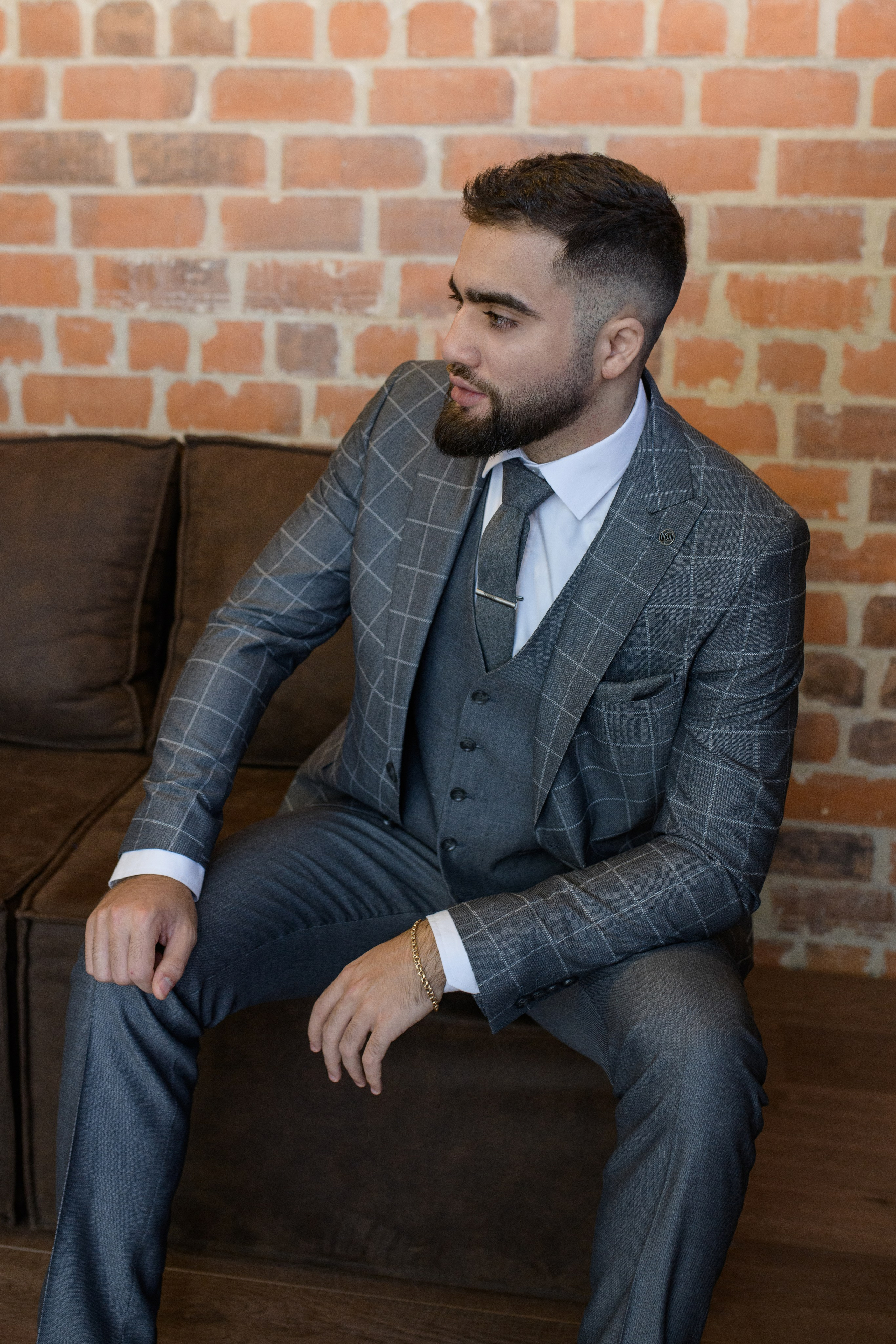 Контент-съёмка для бренда мужских костюмов «KAVALER». Свадебный фотограф Екатеринбург/Челябинск — Любовь Волохова