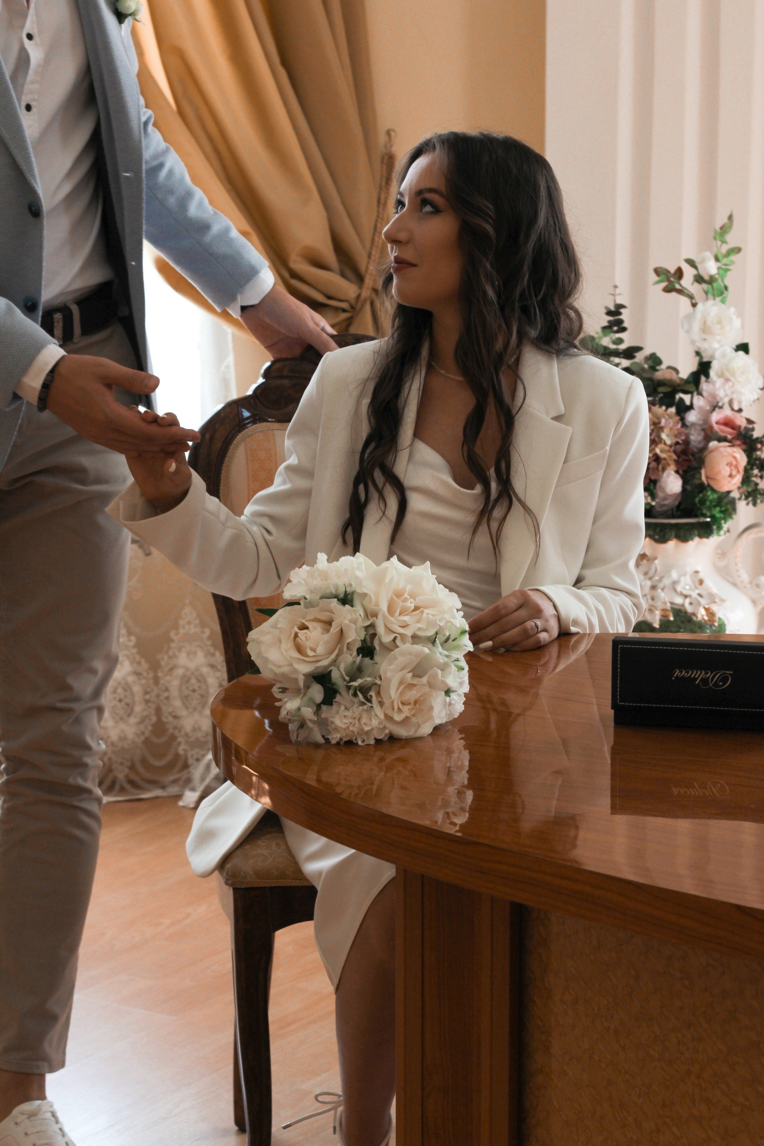 Одно счастье на двоих. Главная