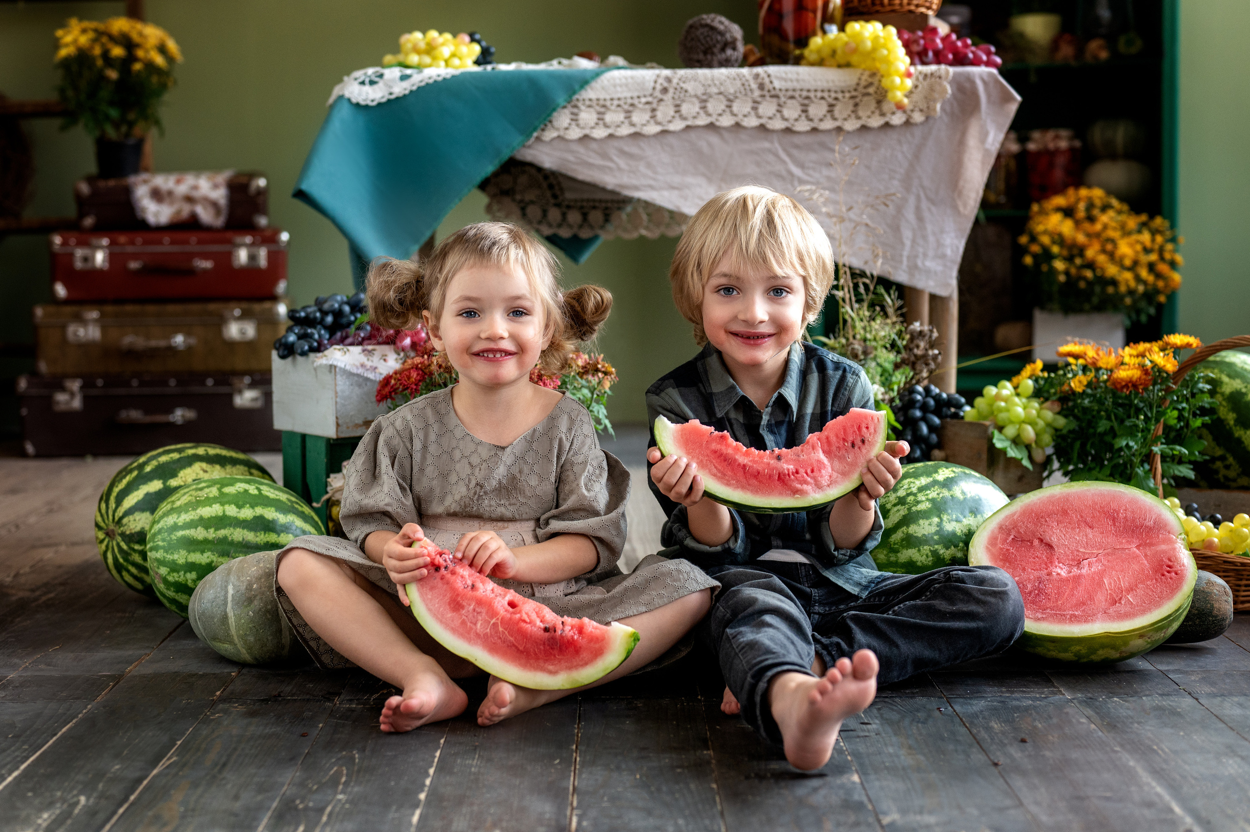 Лео и Эрика. Съемка в студии с кроликами. Фотограф Елена Сасс Москва