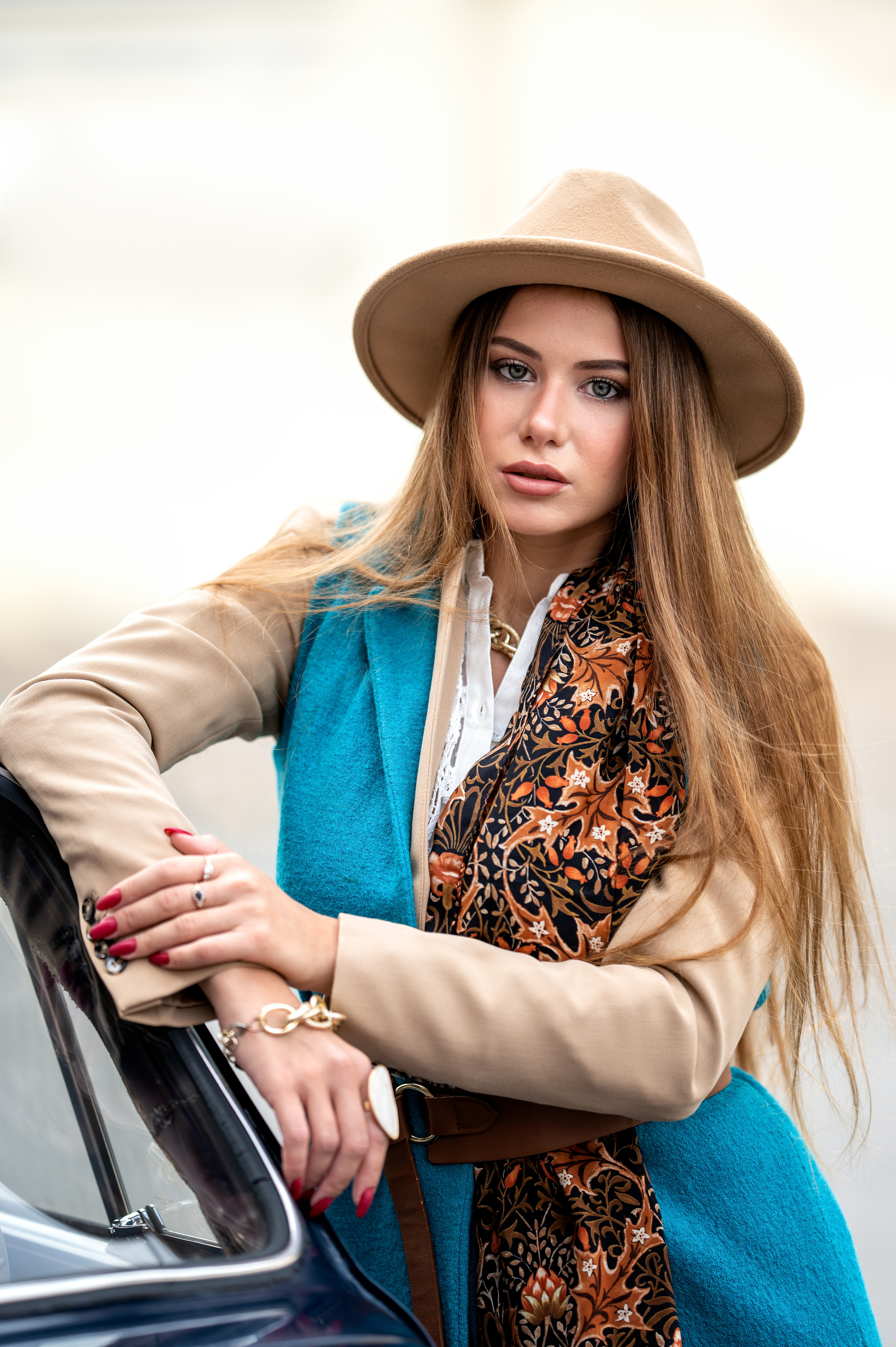 Фотосессия Юлии с ретро автомобилем. Фотограф Елена Сасс Москва