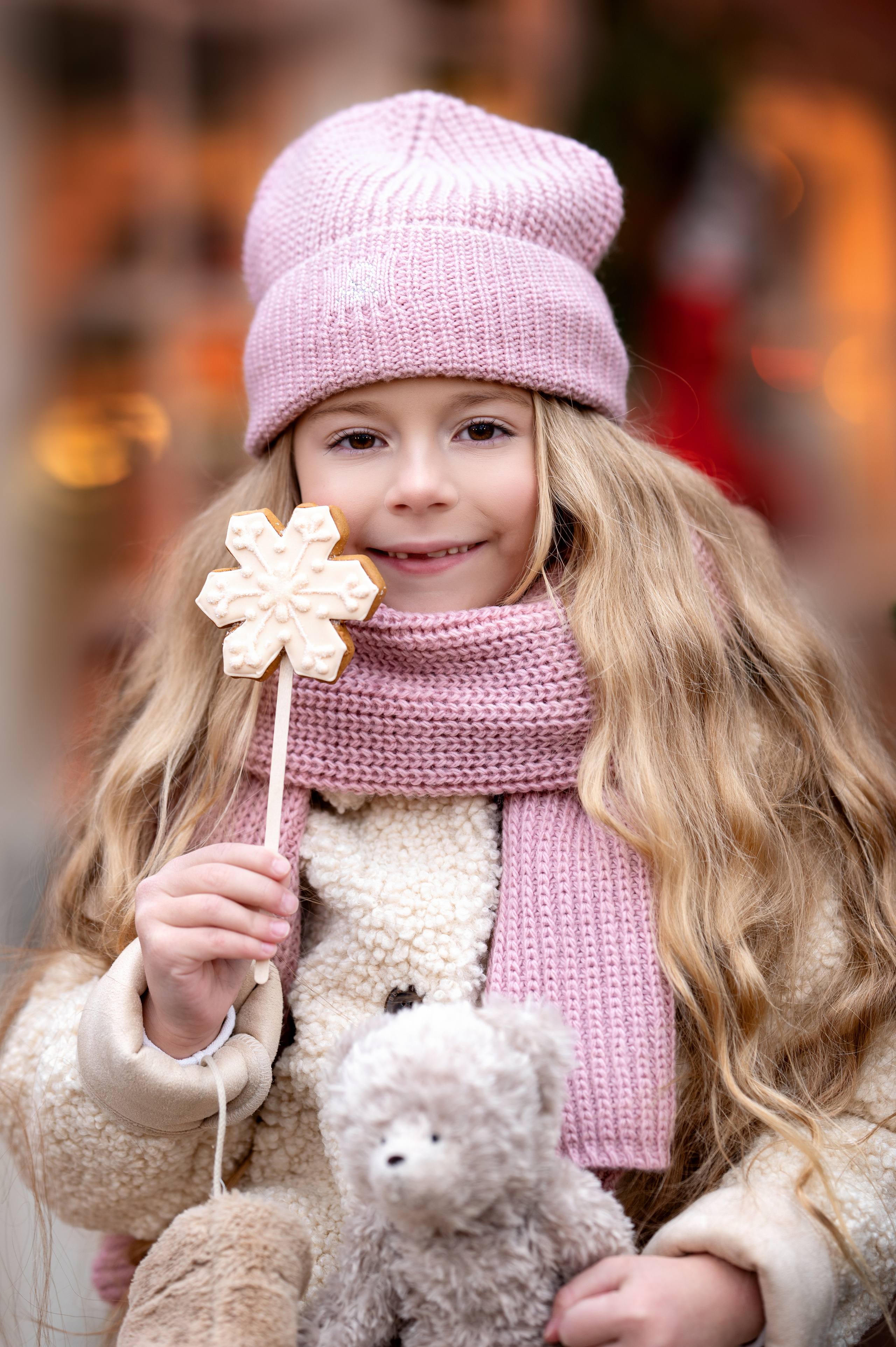 Дашенька и Наталья на новогодней ярмарке. Фотограф Елена Сасс Москва