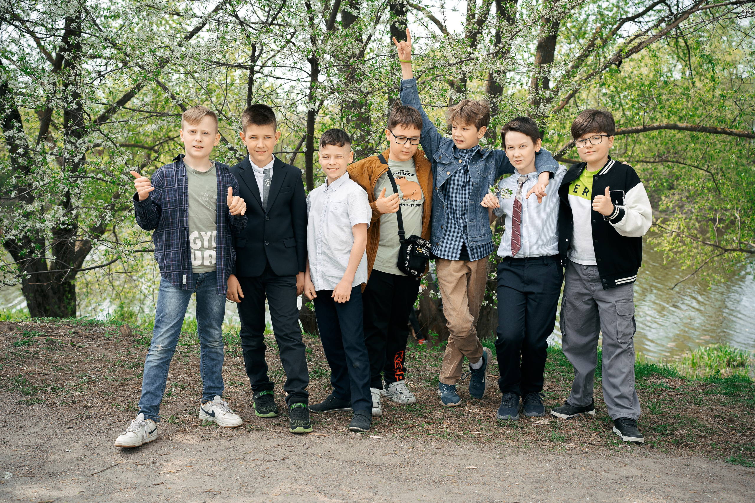 Прогулки в школьном дворе. Фотограф Казакова Анастасия