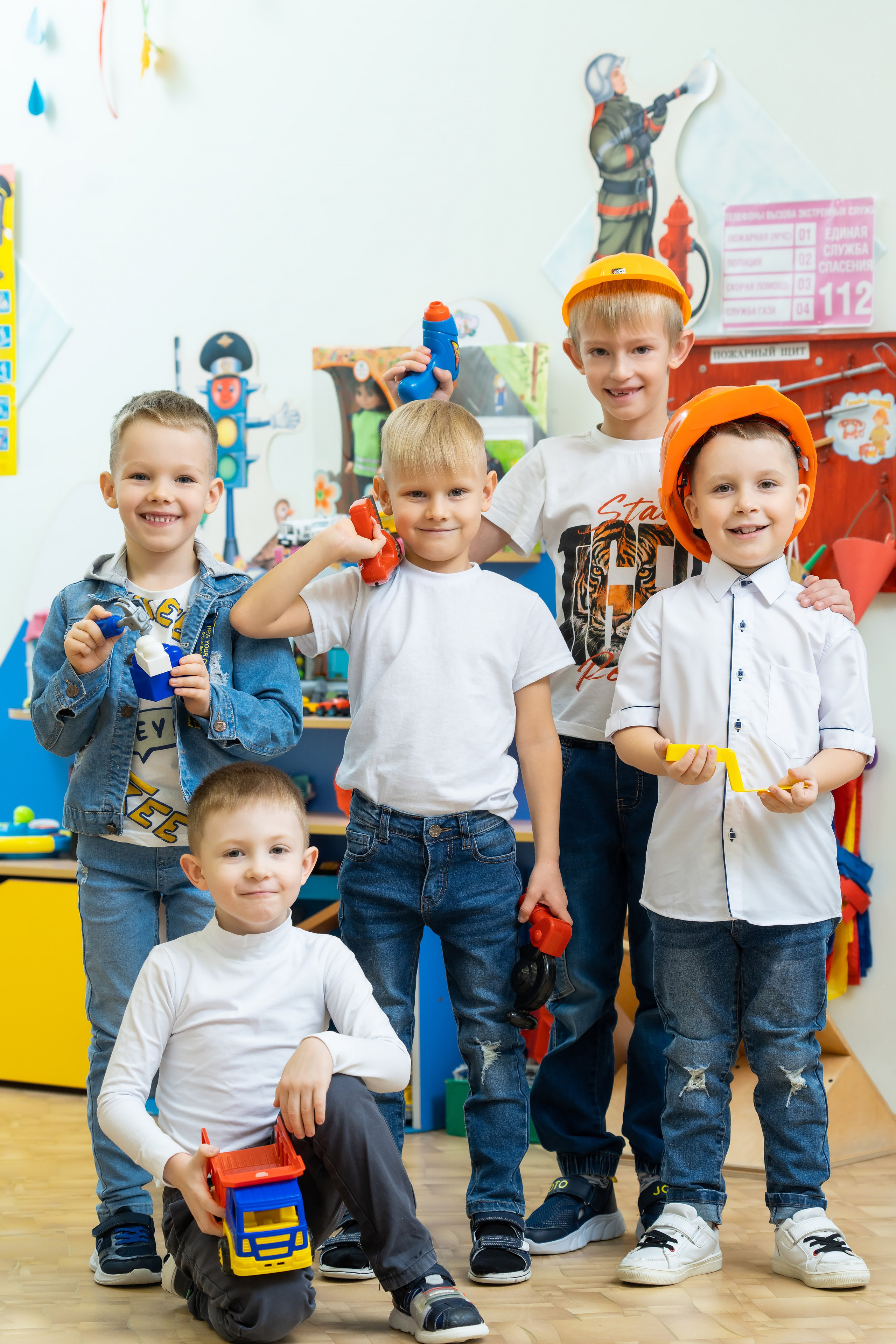 Фотографии, снятые в Д/С. Выпускные альбомы от Мамаевых, город Киров