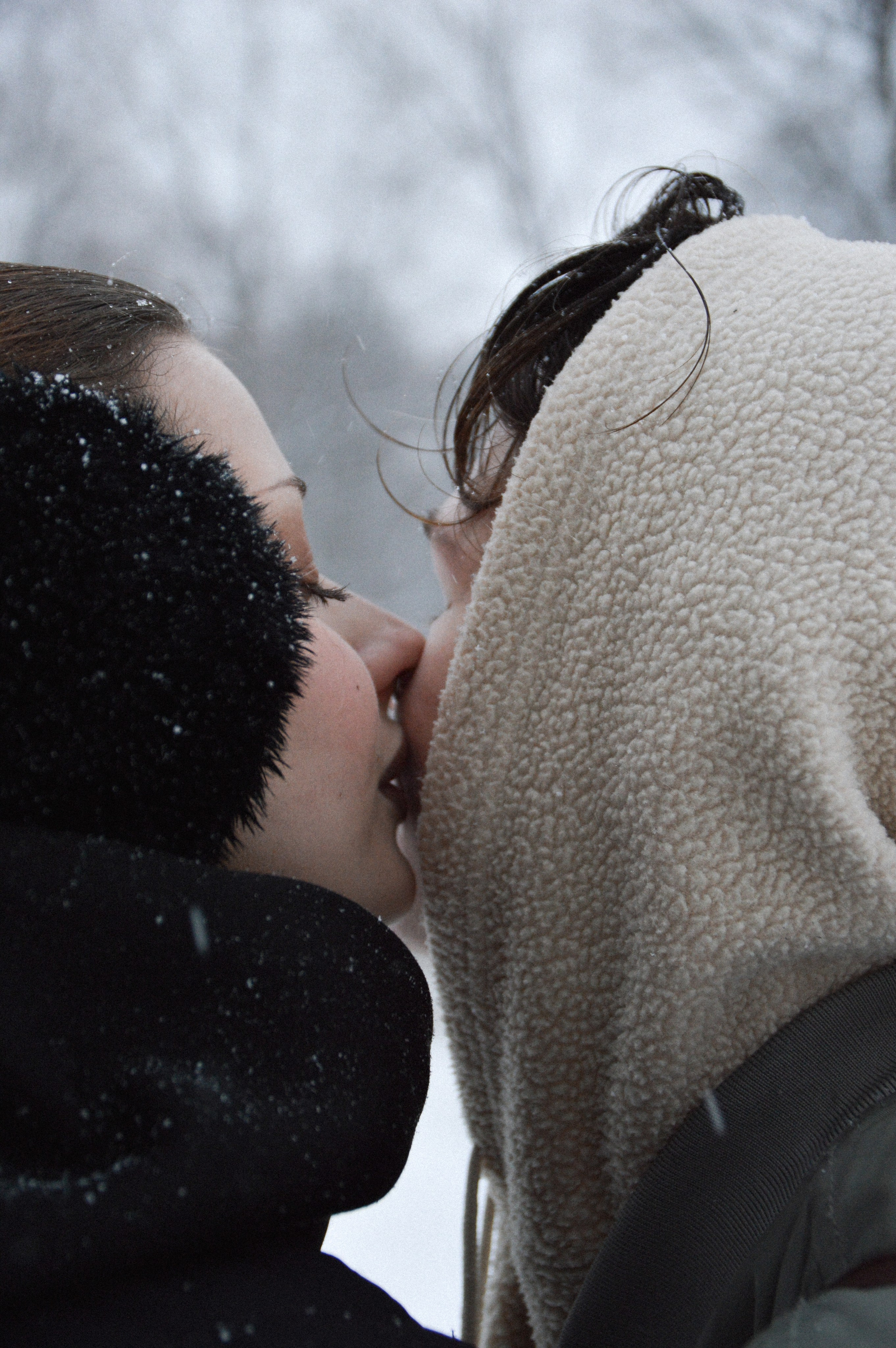 Под снегом. Питерский фотограф