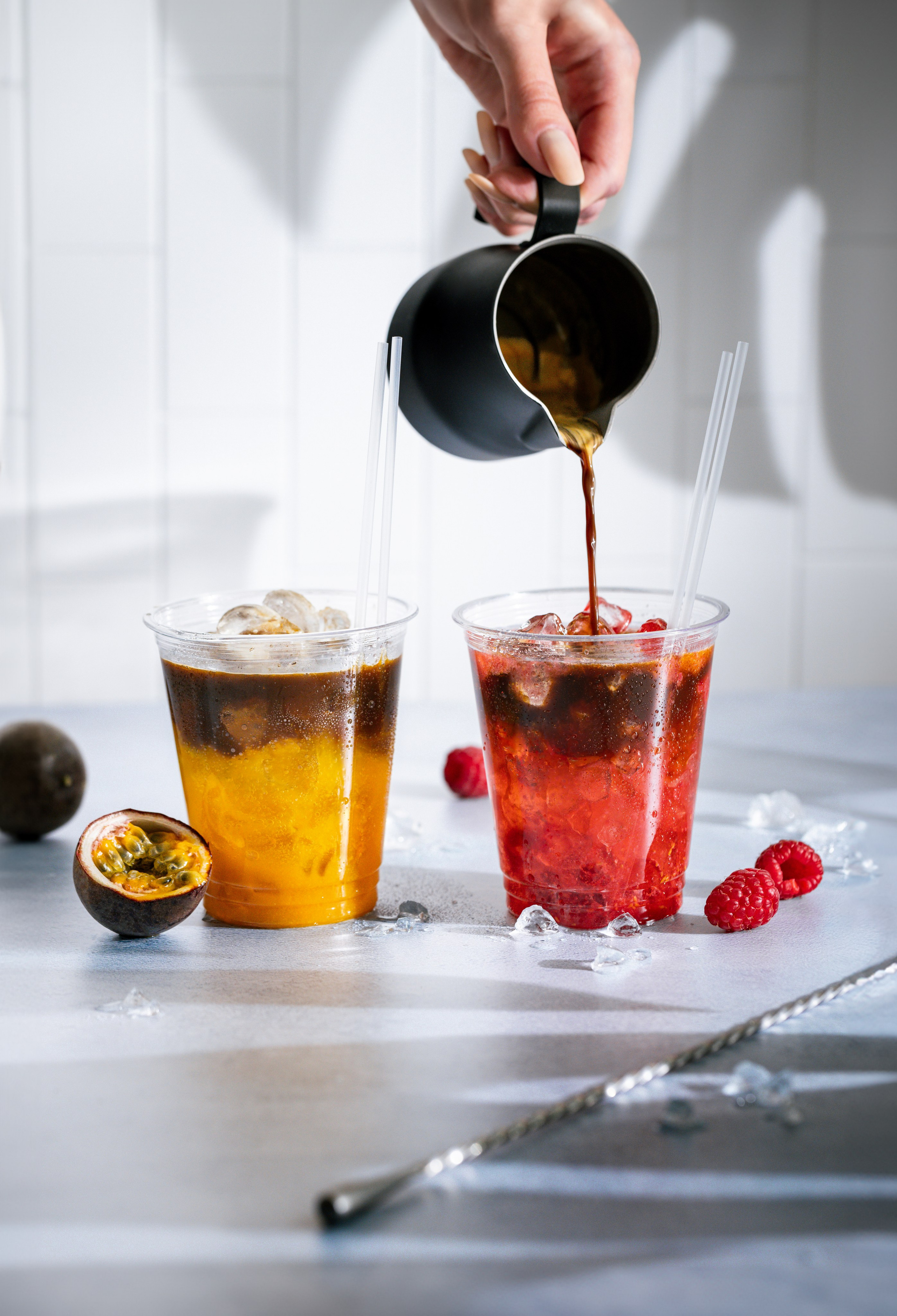 Drinks on ice to go. Foodie Stories (гастрономические истории) рекламная фуд-фотосъёмка, Москва