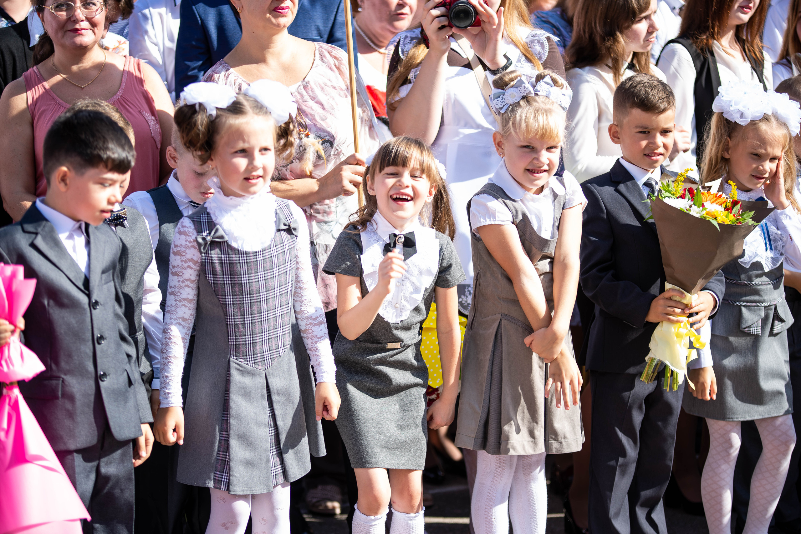 Репортаж 1 сентября. Выпускные альбомы в Подольске Москве и МО