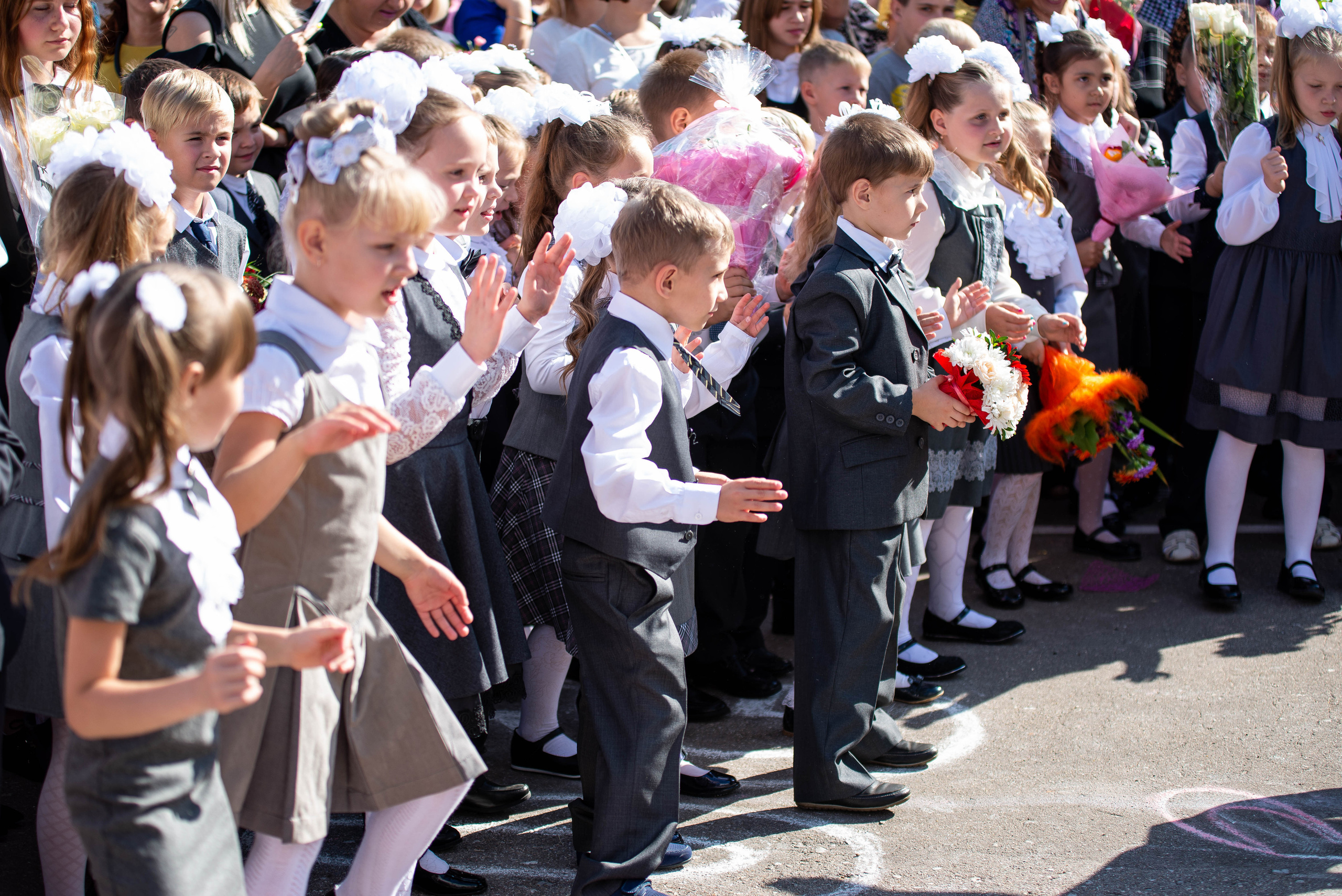 Репортаж 1 сентября. Выпускные альбомы в Подольске Москве и МО