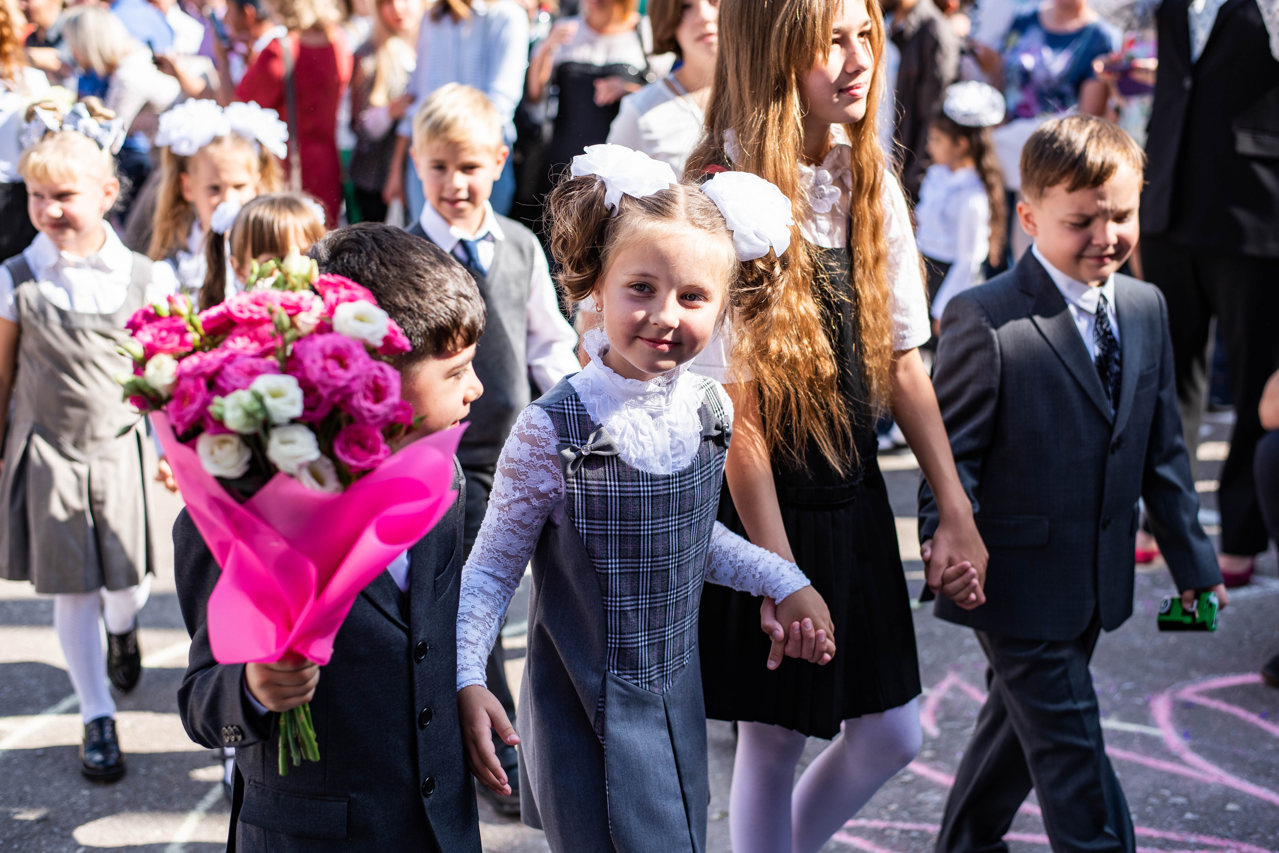 Репортаж 1 сентября. Выпускные альбомы в Подольске Москве и МО