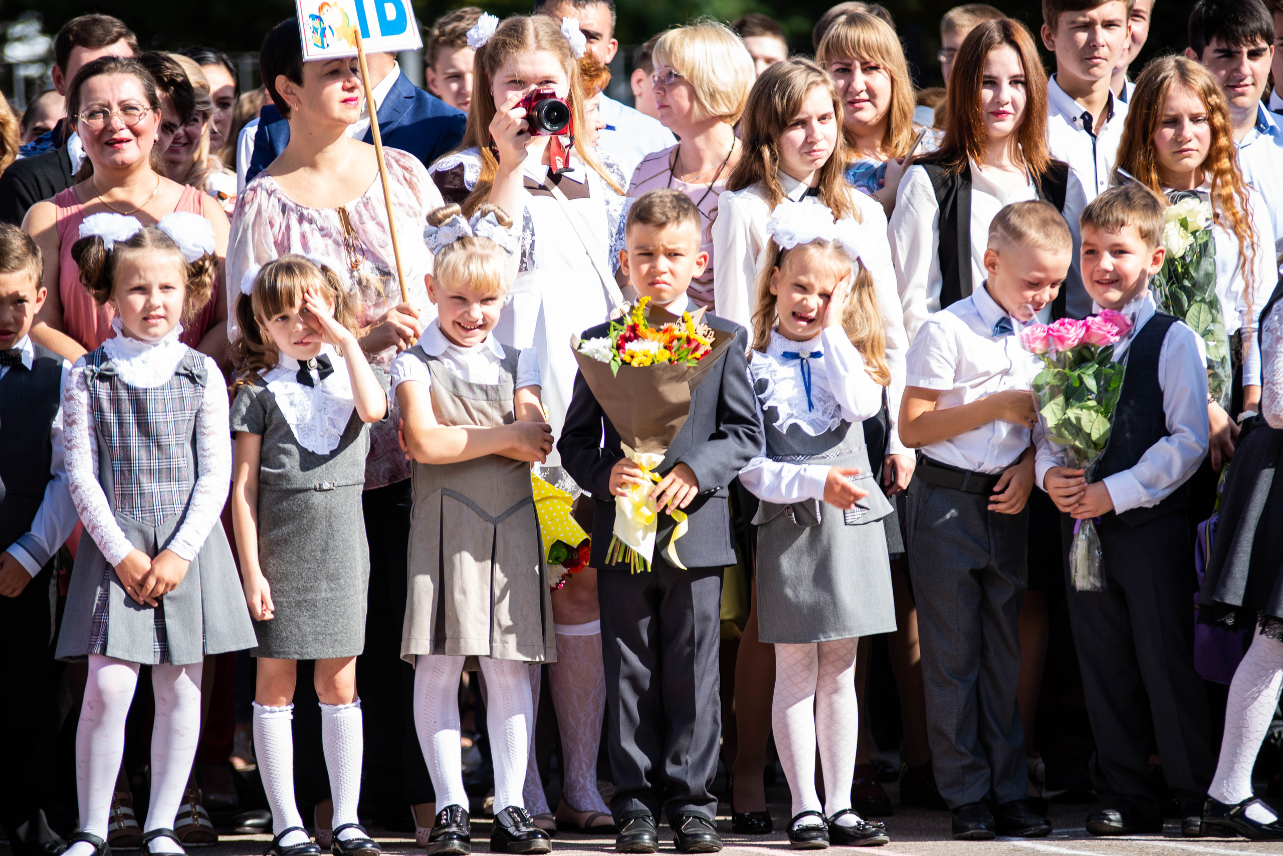 Репортаж 1 сентября. Выпускные альбомы в Подольске Москве и МО