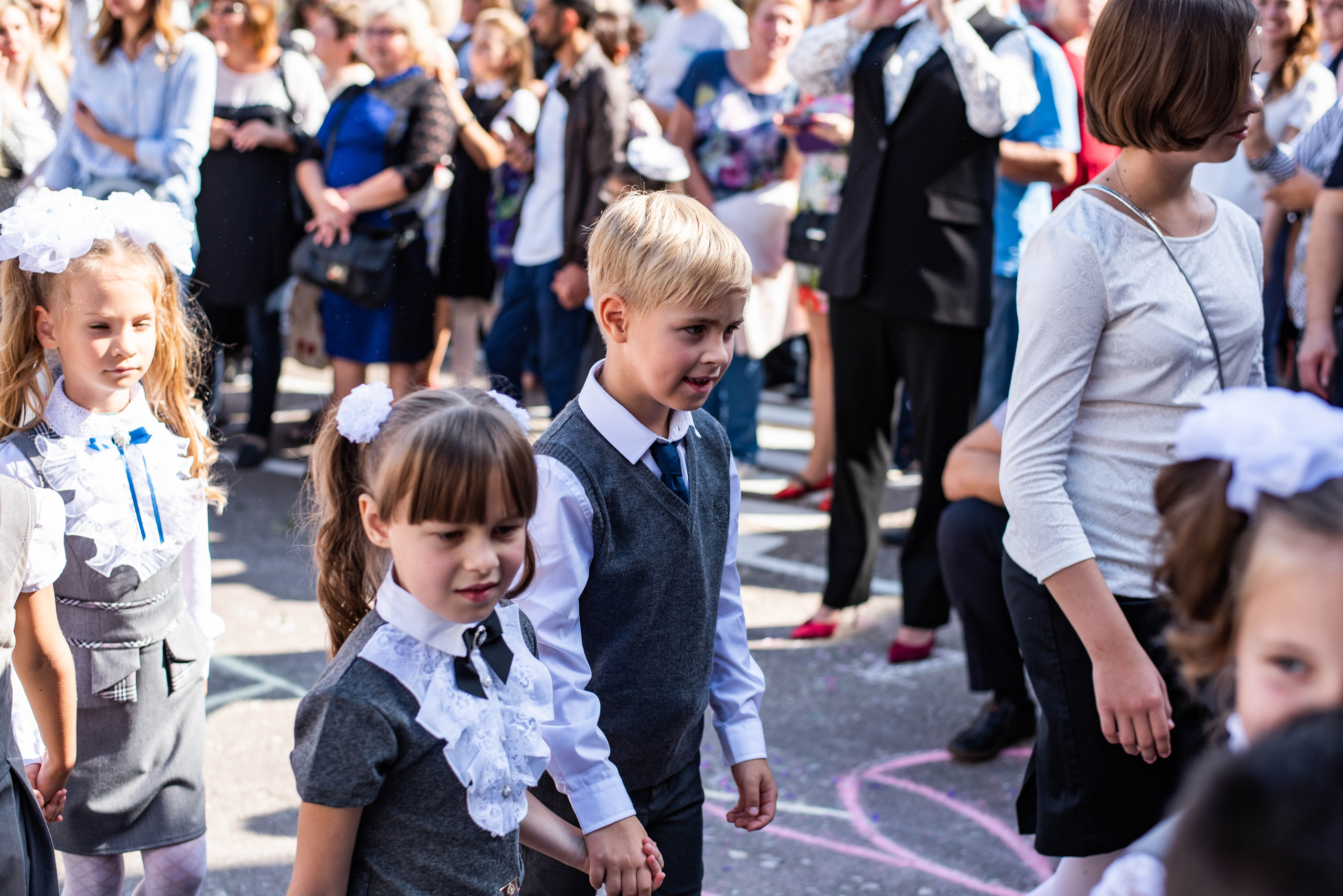 Репортаж 1 сентября. Выпускные альбомы в Подольске Москве и МО