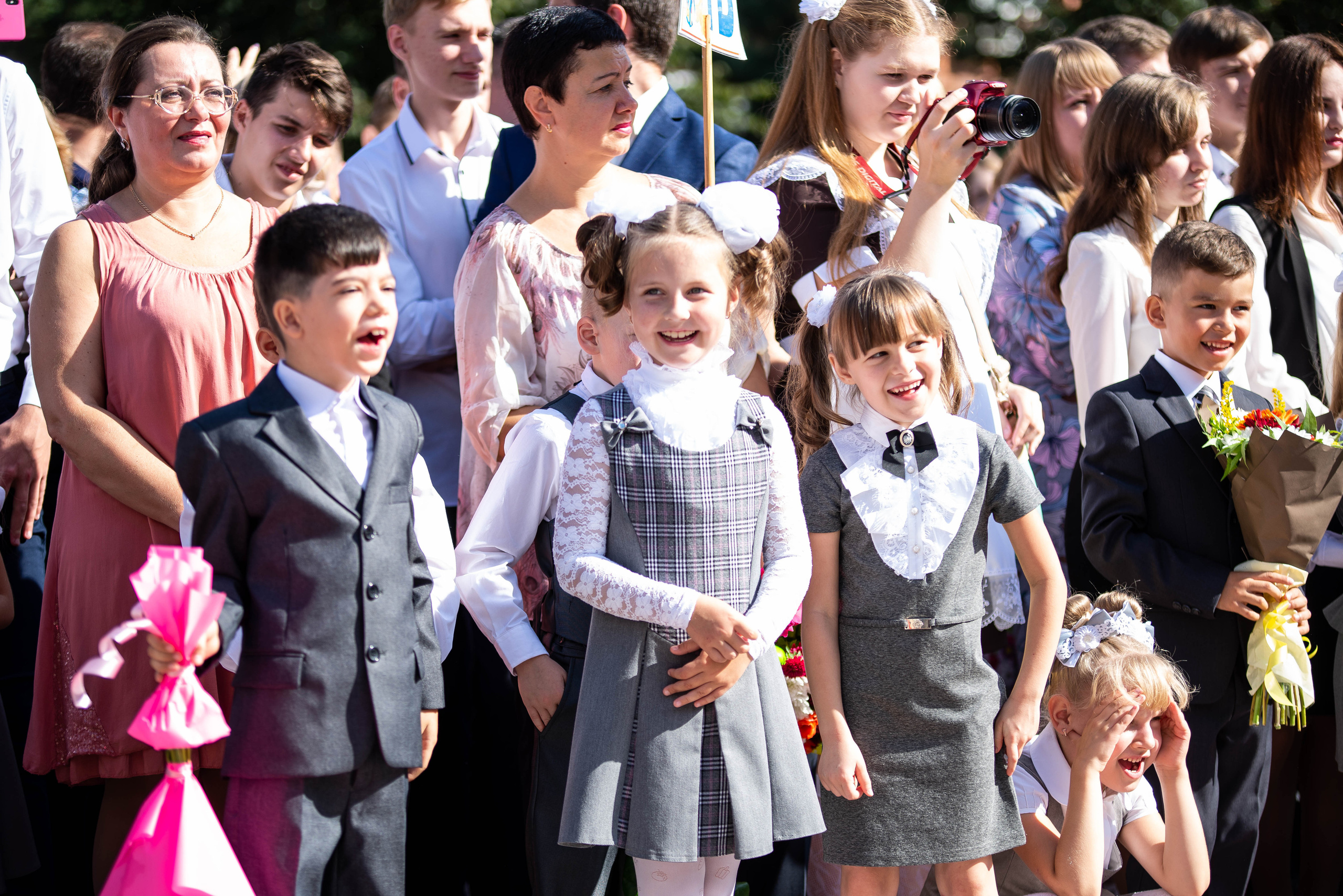 Репортаж 1 сентября. Выпускные альбомы в Подольске Москве и МО