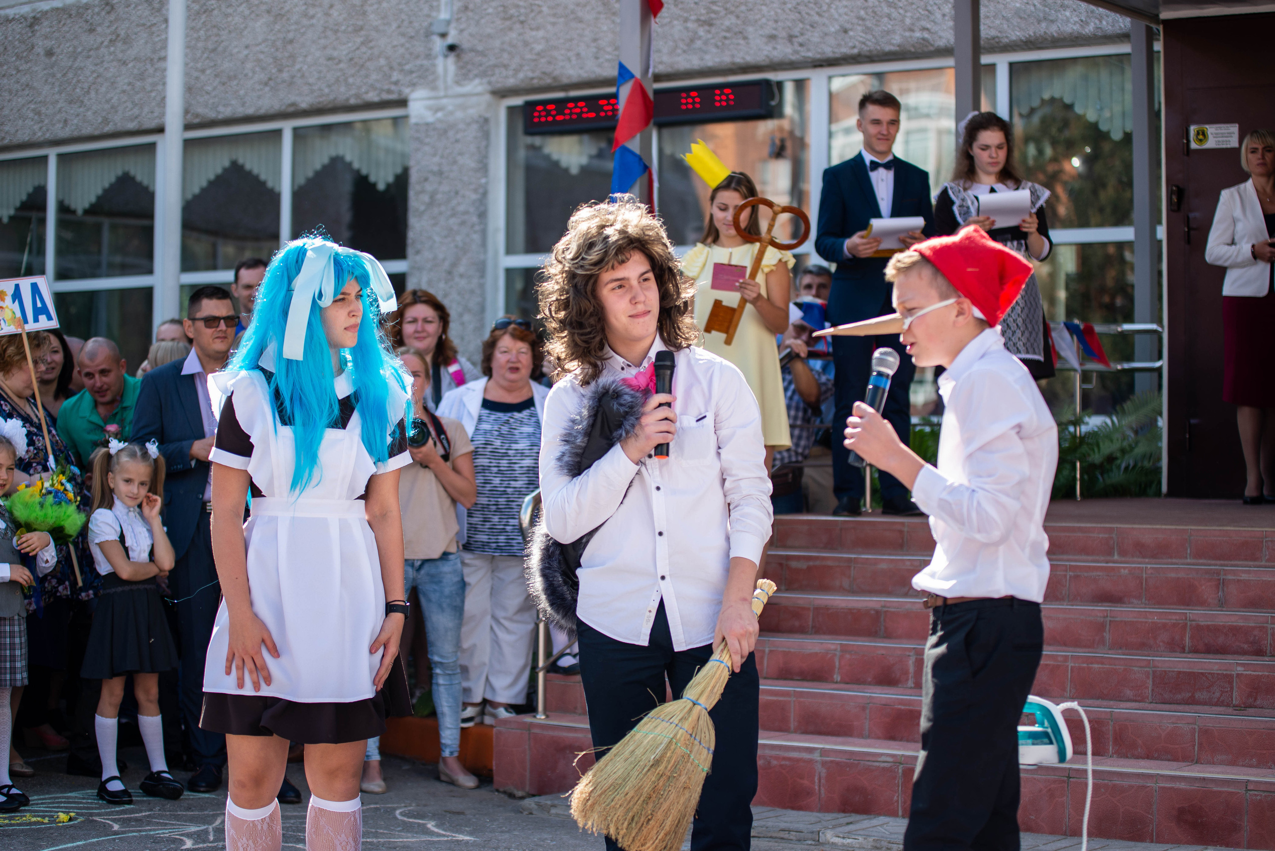 Репортаж 1 сентября. Выпускные альбомы в Подольске Москве и МО