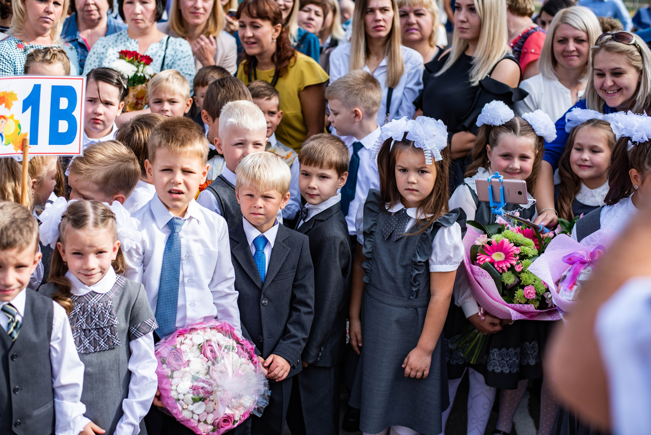 Репортаж 1 сентября. Выпускные альбомы в Подольске Москве и МО