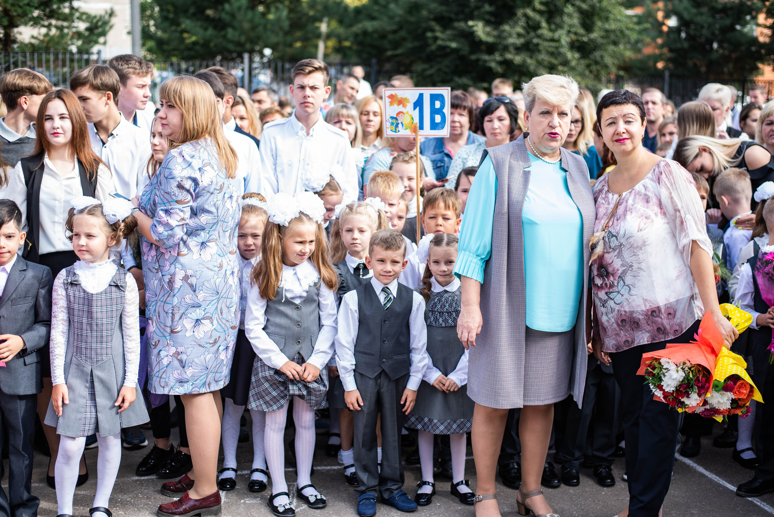Репортаж 1 сентября. Выпускные альбомы в Подольске Москве и МО