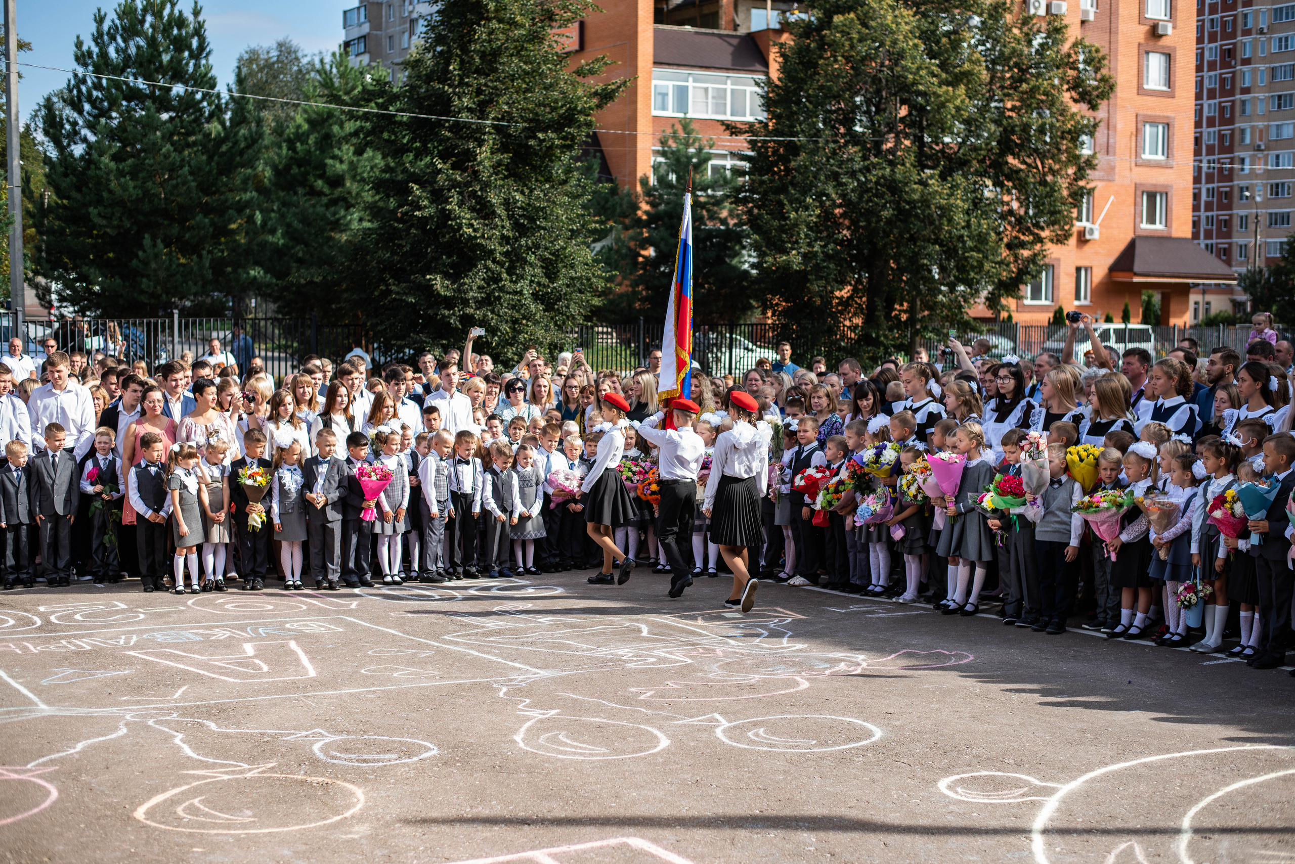 Репортаж 1 сентября. Выпускные альбомы в Подольске Москве и МО