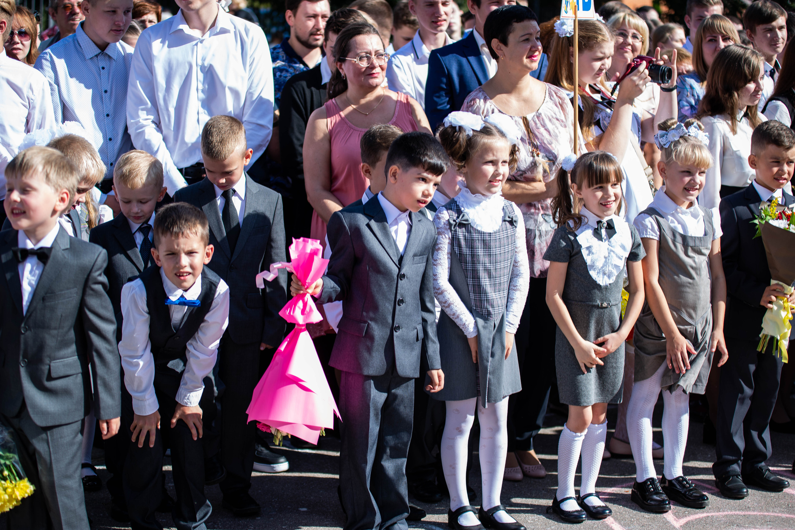 Репортаж 1 сентября. Выпускные альбомы в Подольске Москве и МО