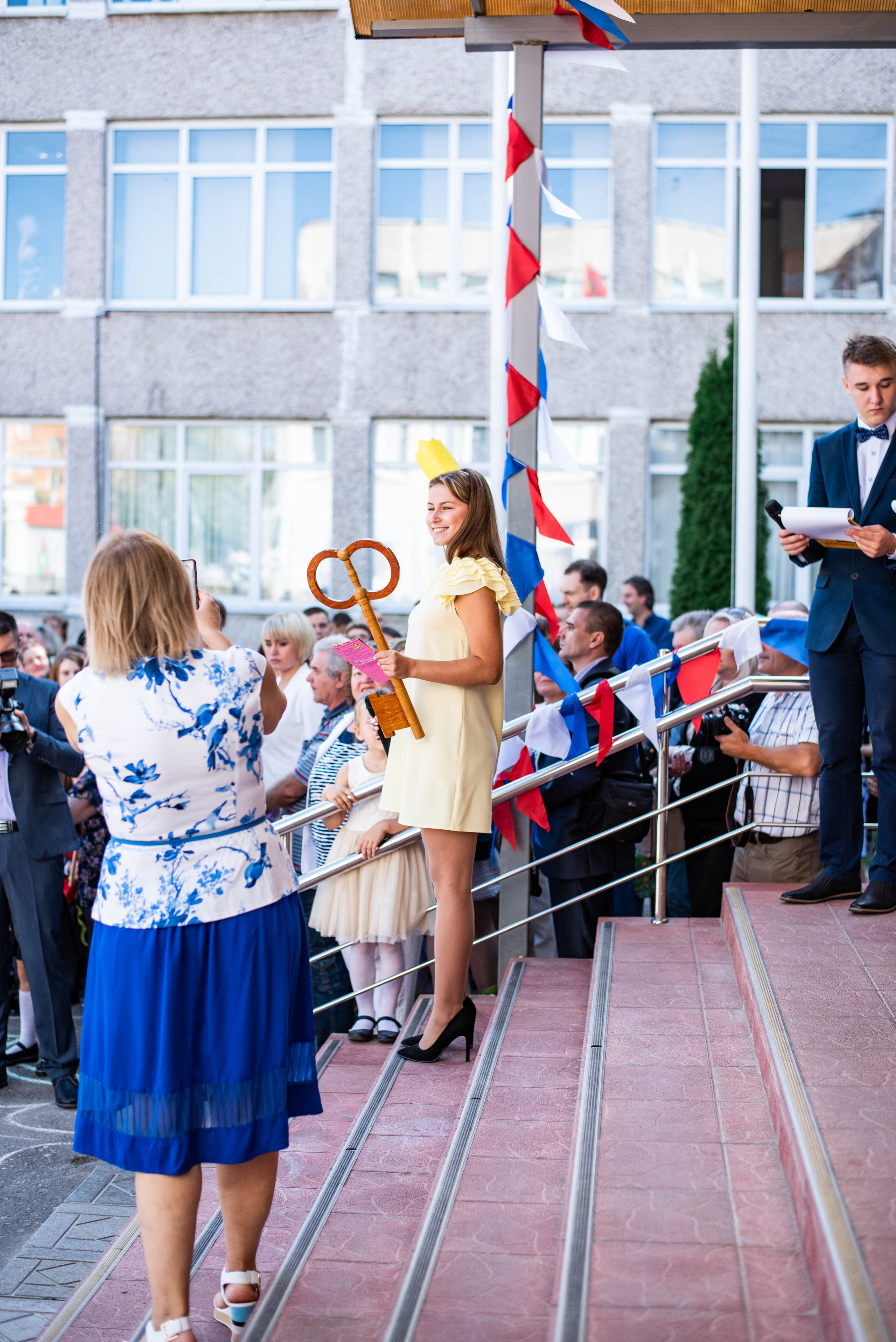 Репортаж 1 сентября. Выпускные альбомы в Подольске Москве и МО
