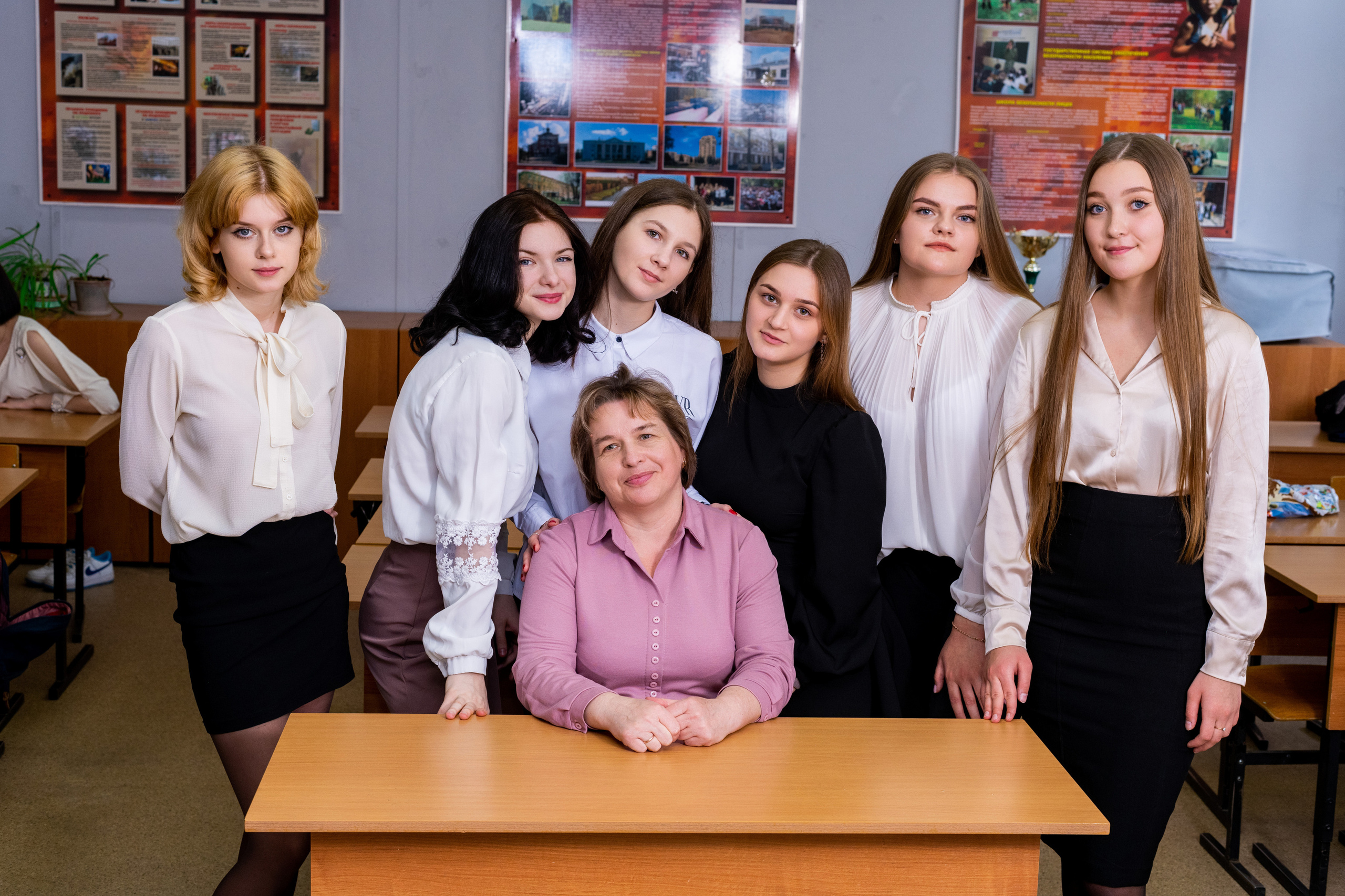 Лицей Климовска 11 класс. Выпускные альбомы в Подольске Москве и МО