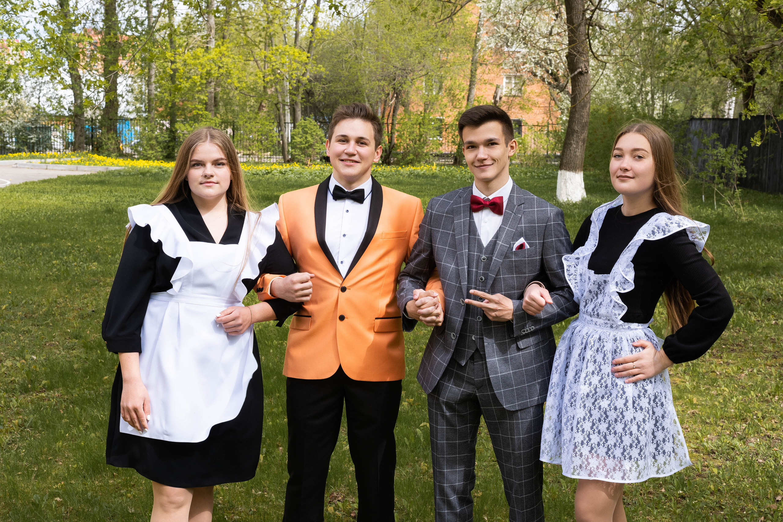 Лицей Климовска 11 класс. Выпускные альбомы в Подольске Москве и МО